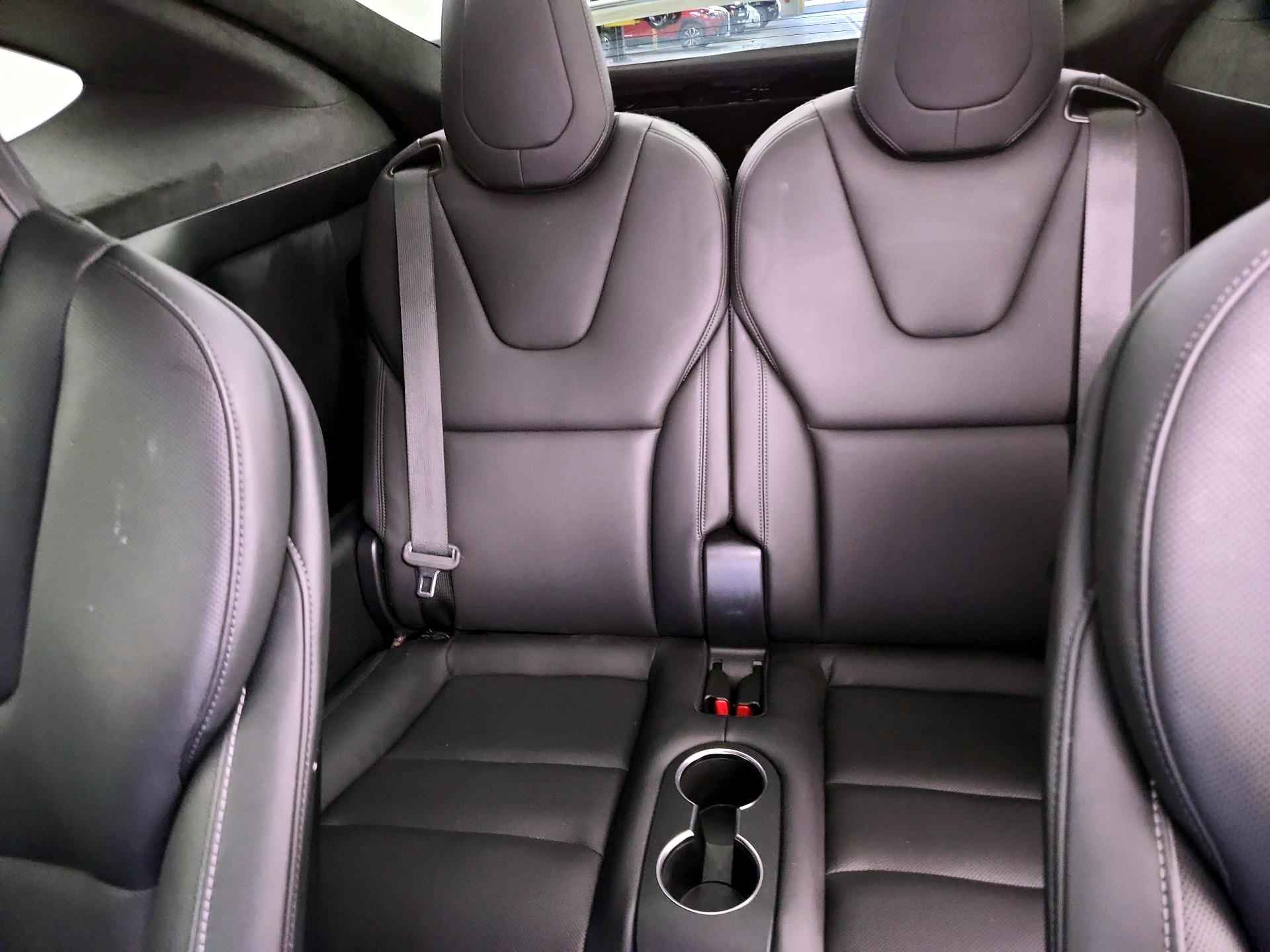 Thumbnail: 2022 Tesla Model X - 20