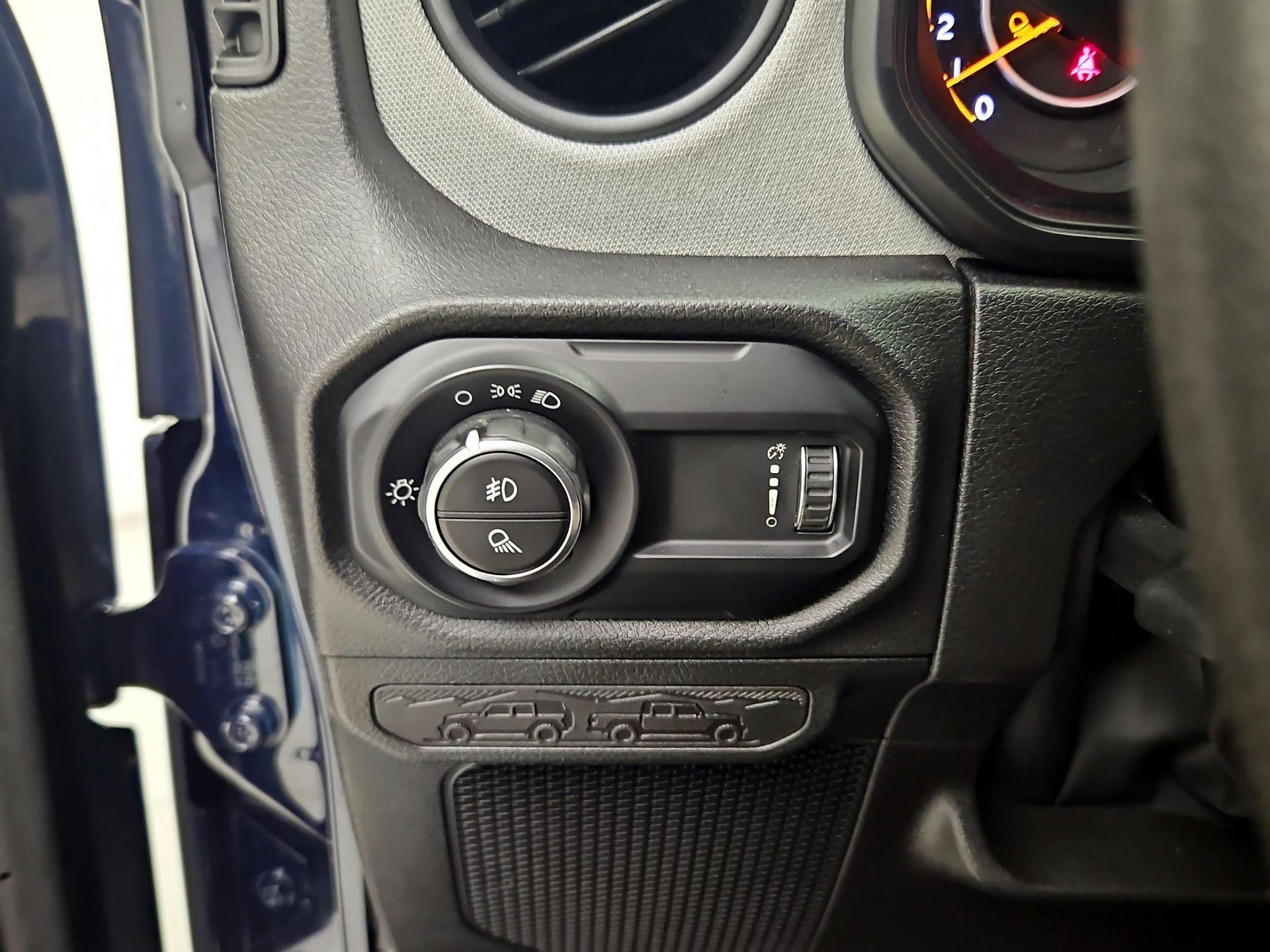 Thumbnail: 2025 Jeep Gladiator - 13