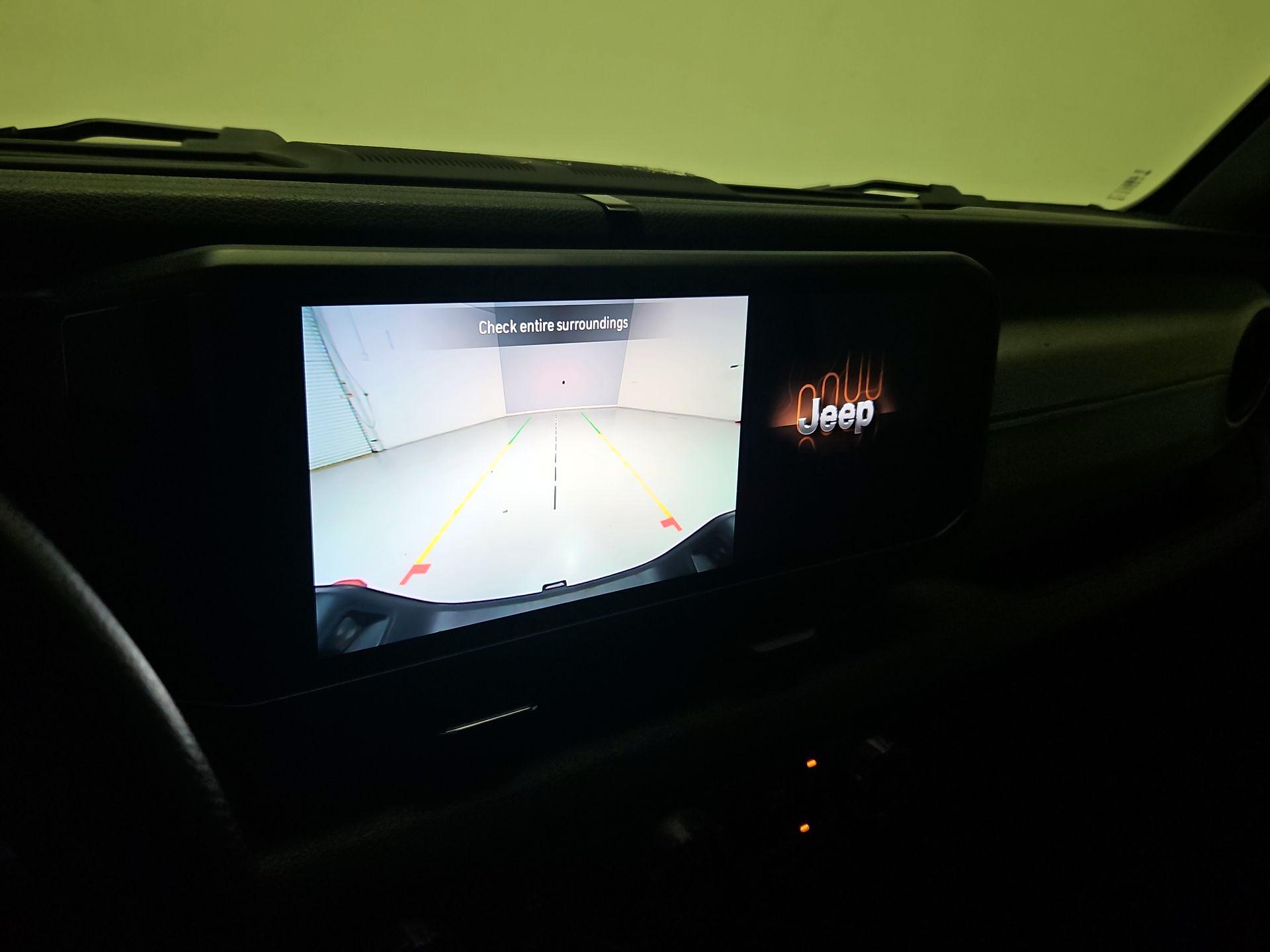 Thumbnail: 2025 Jeep Gladiator - 14