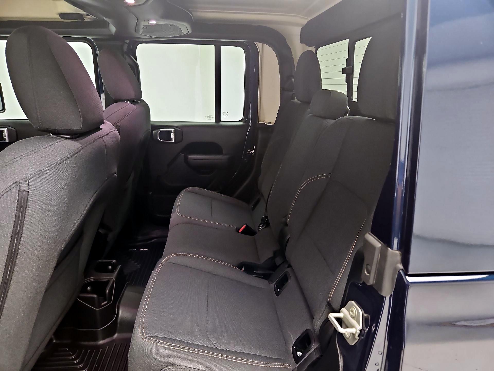 Thumbnail: 2025 Jeep Gladiator - 19