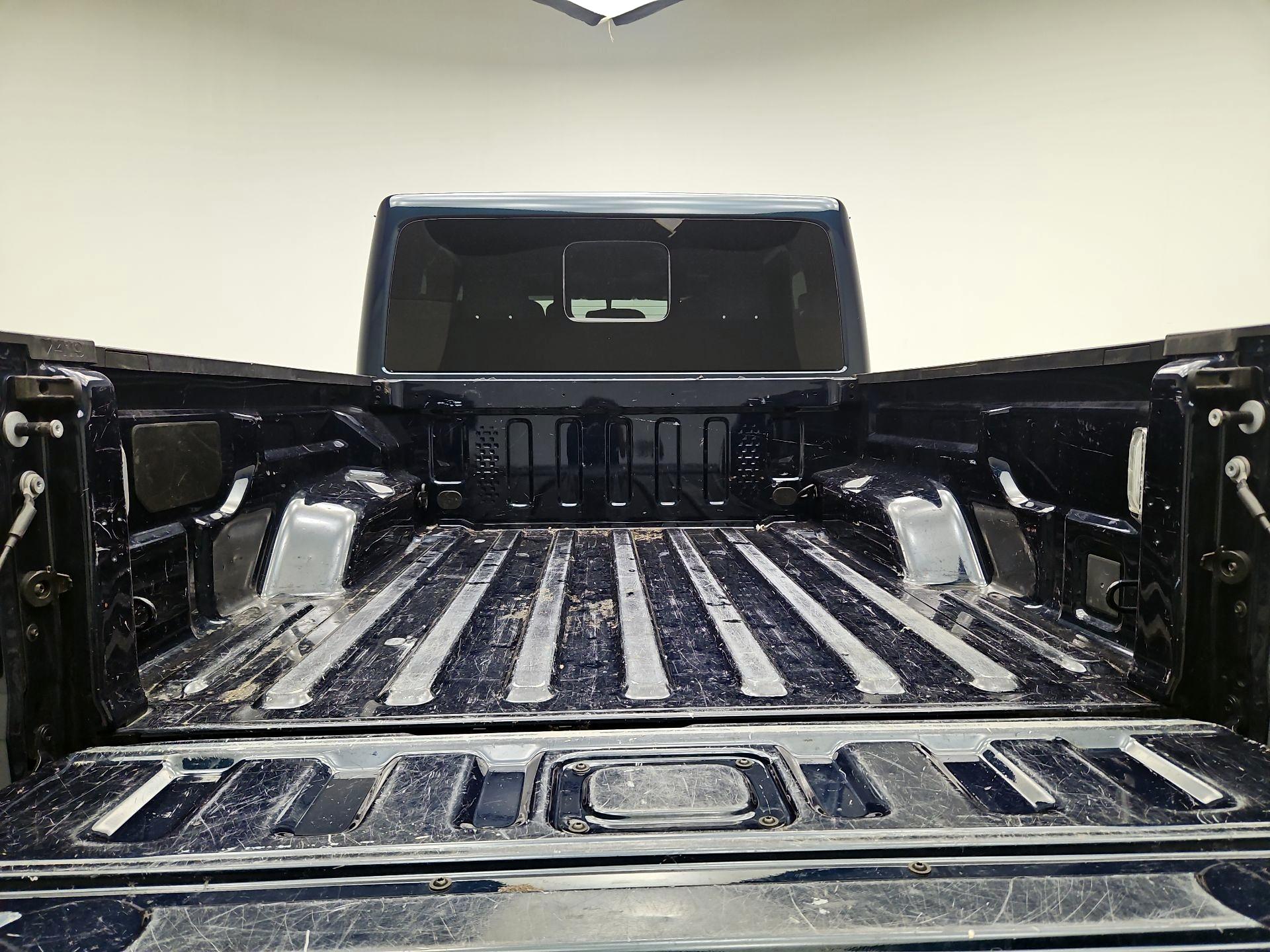 Thumbnail: 2025 Jeep Gladiator - 20