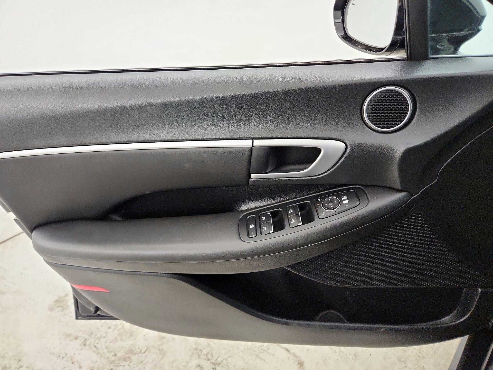 Thumbnail: 2024 Hyundai Sonata - 12