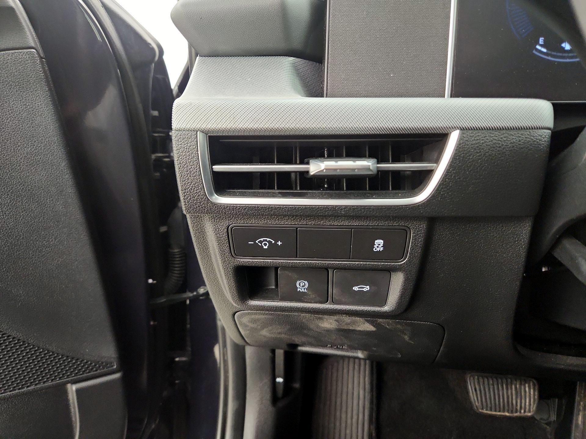 Thumbnail: 2024 Hyundai Sonata - 13