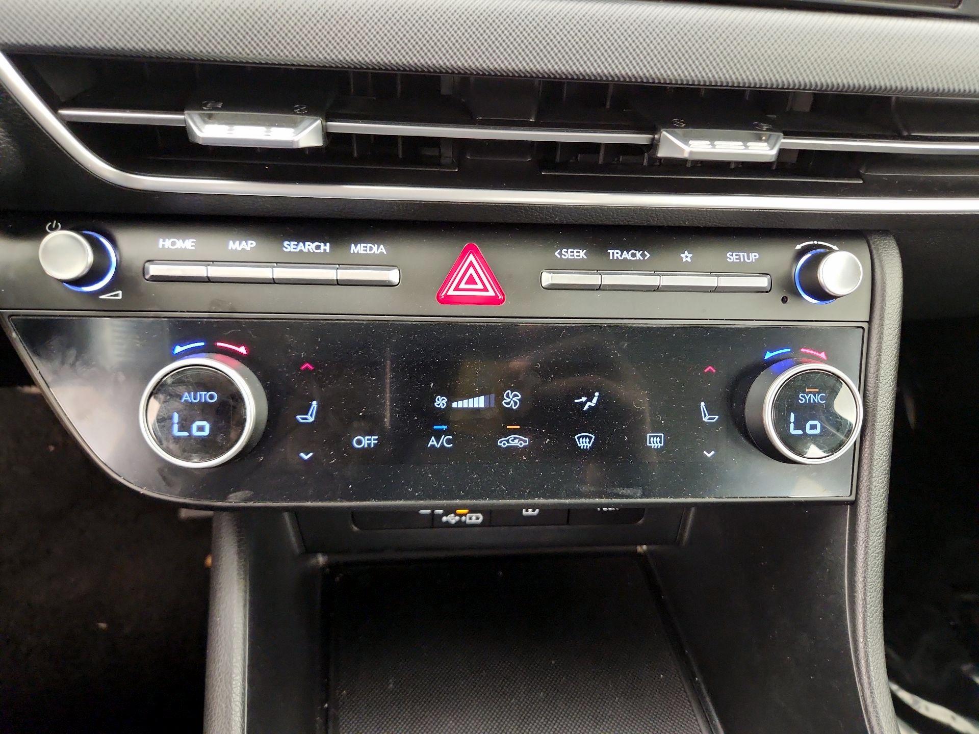 Thumbnail: 2024 Hyundai Sonata - 16