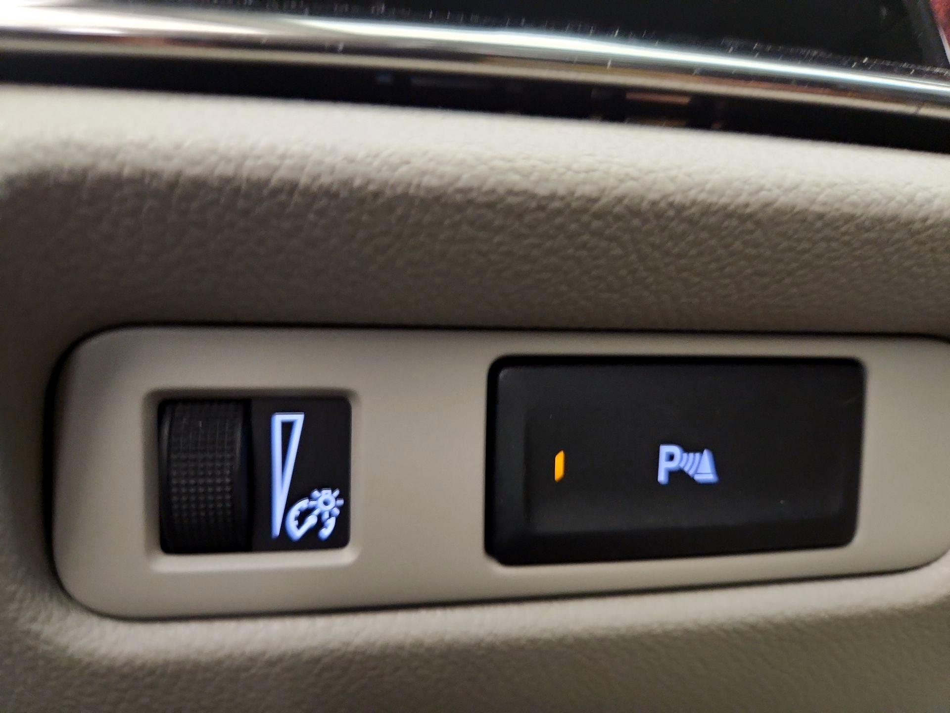 Thumbnail: 2017 Cadillac ATS - 13