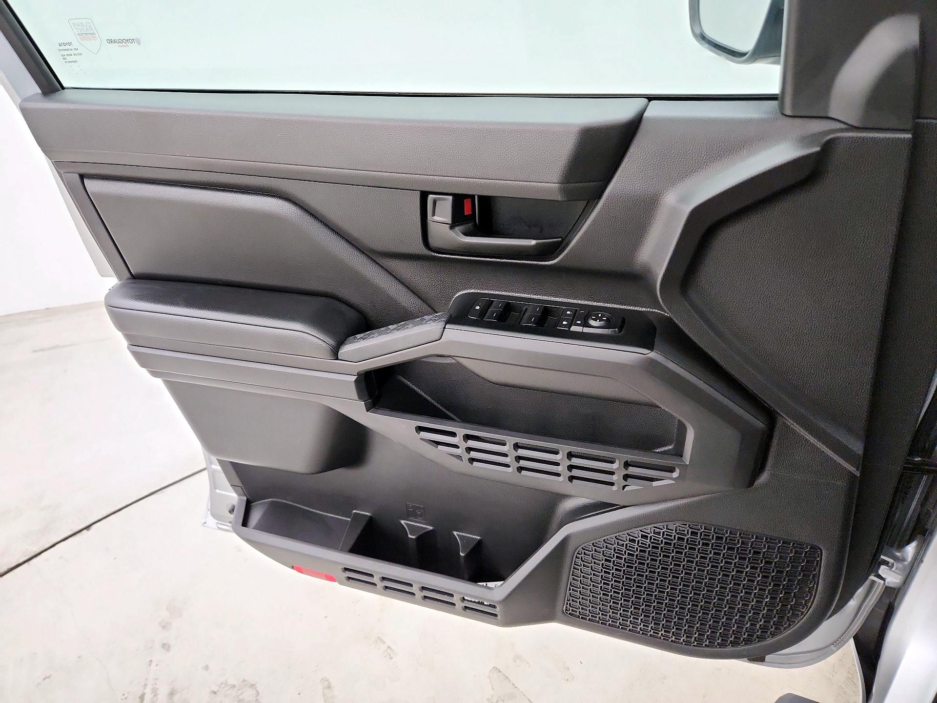 Thumbnail: 2025 Toyota Tacoma - 12