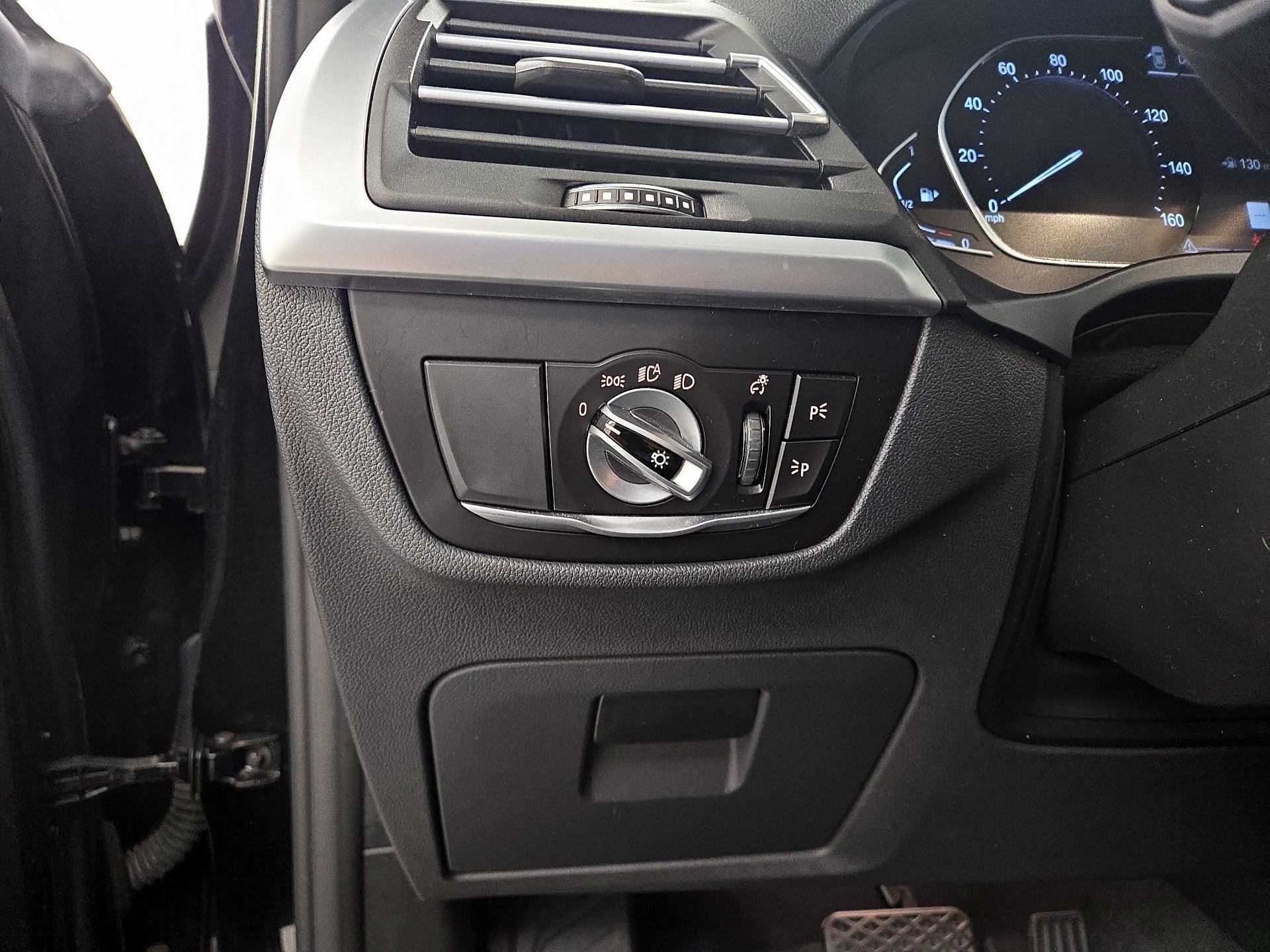 Thumbnail: 2022 BMW X3 - 13