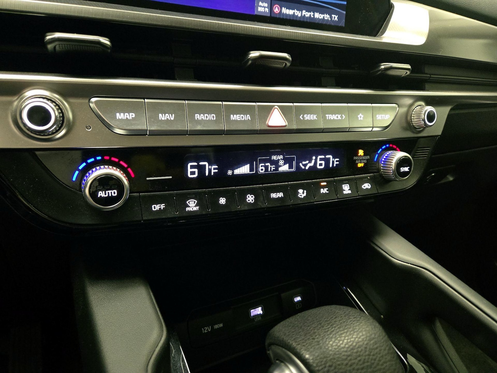 2024 Kia Telluride LX - Photo 18