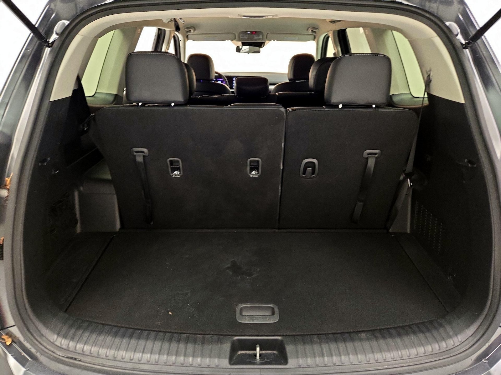 2024 Kia Telluride LX - Photo 23