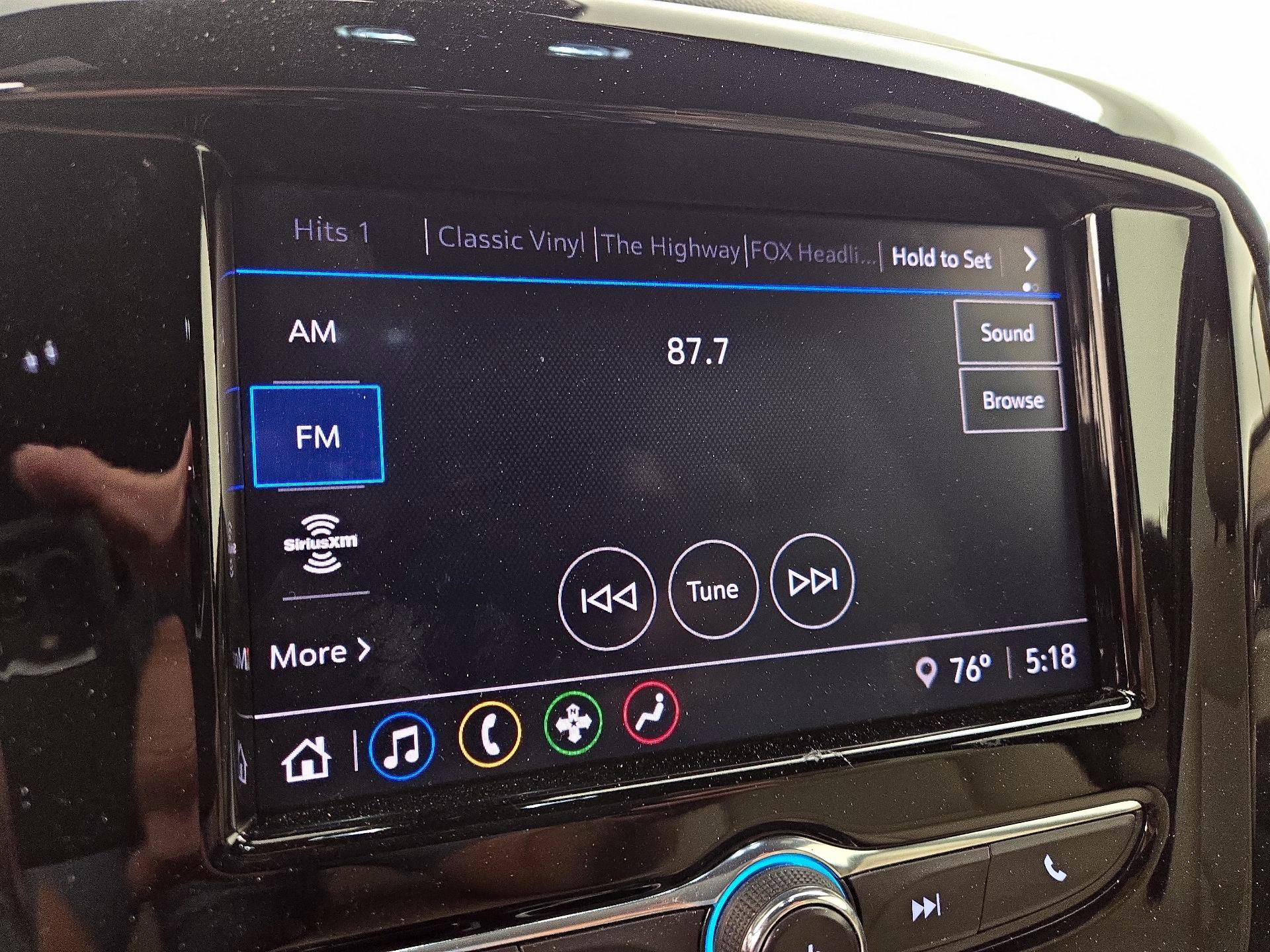 Thumbnail: 2023 Chevrolet Traverse - 15