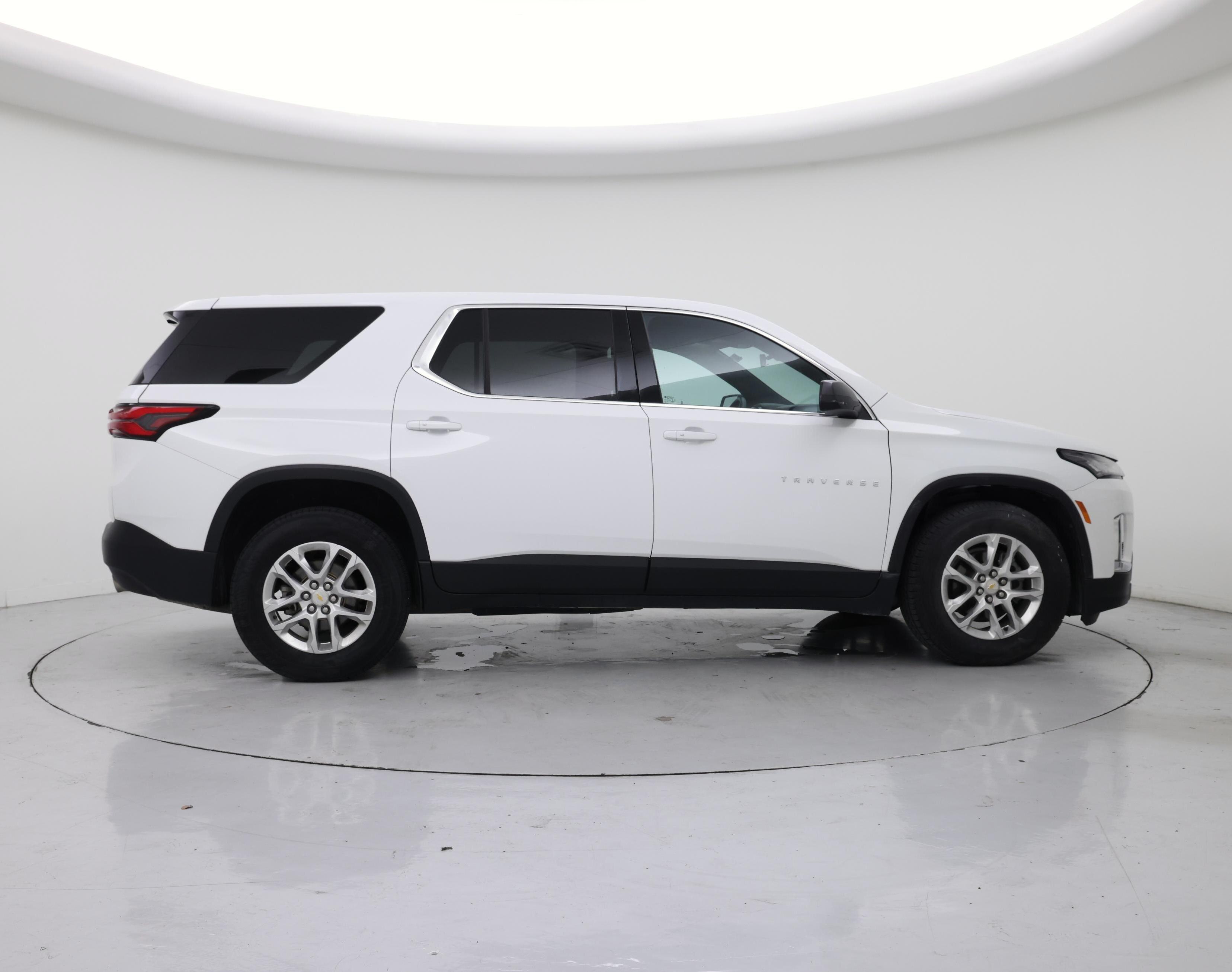 Thumbnail: 2023 Chevrolet Traverse - 7