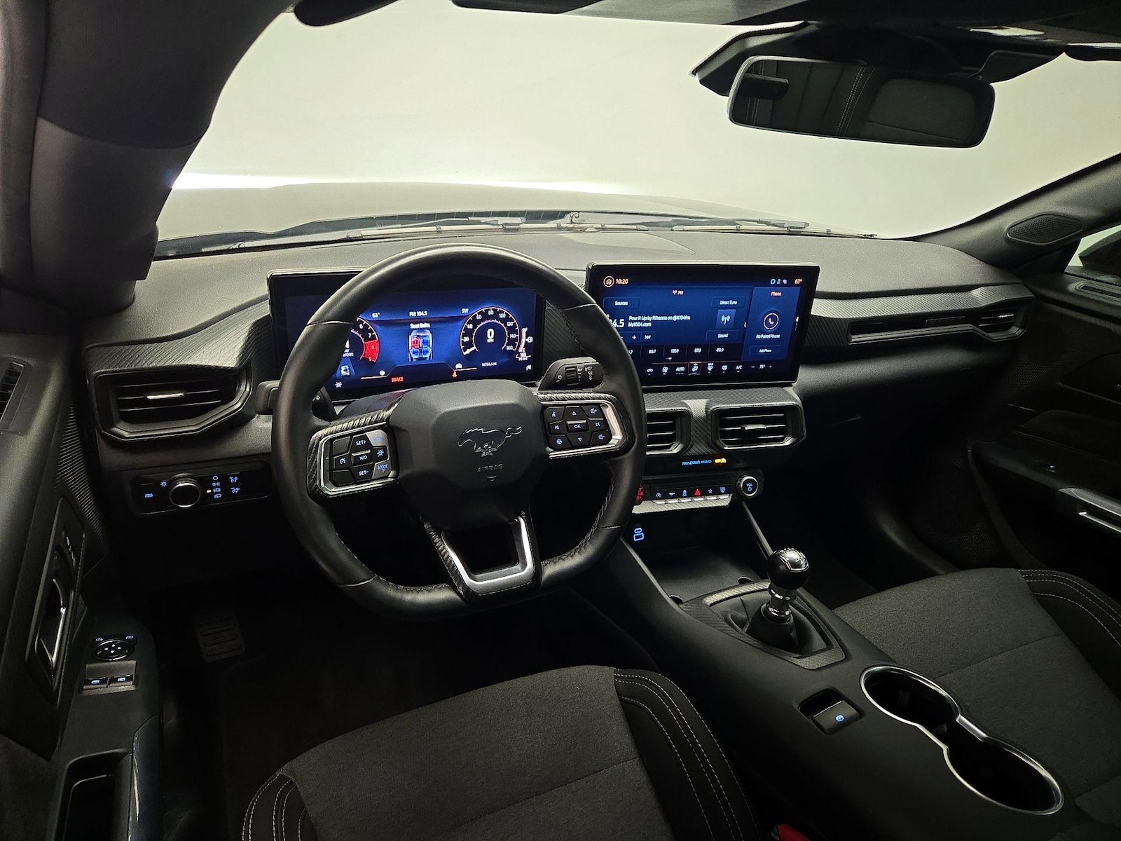 Apple CarPlay® & Android Auto™