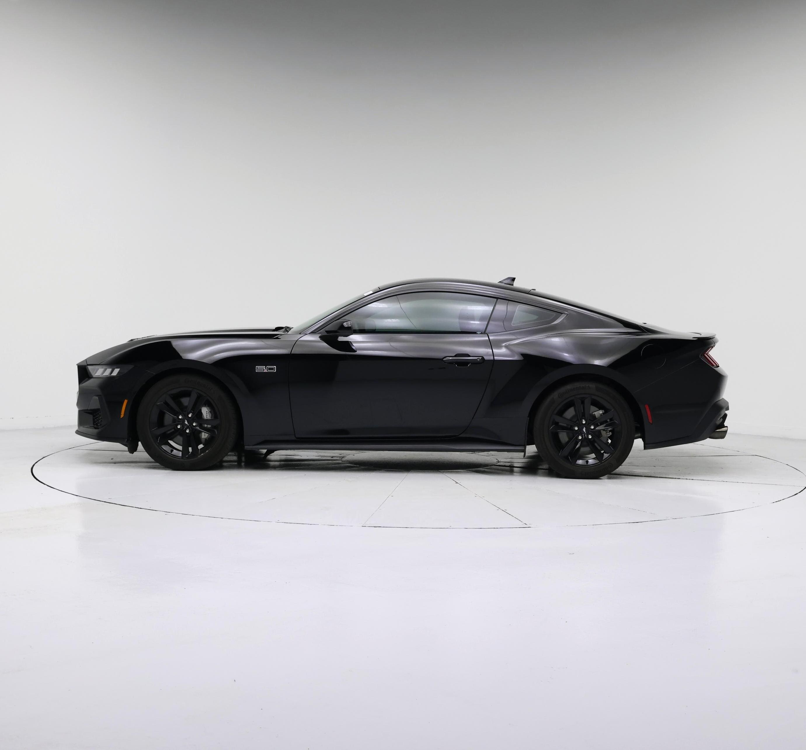 Thumbnail: 2025 Ford Mustang - 3
