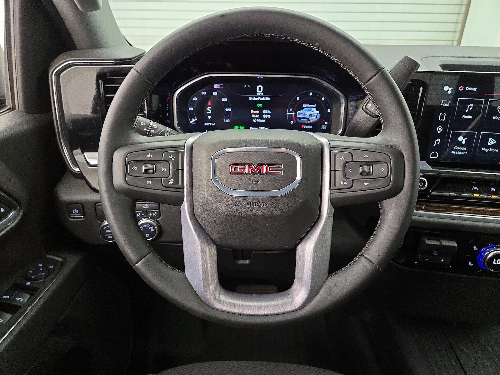 2026 GMC Sierra 1500 SLE - Photo 11