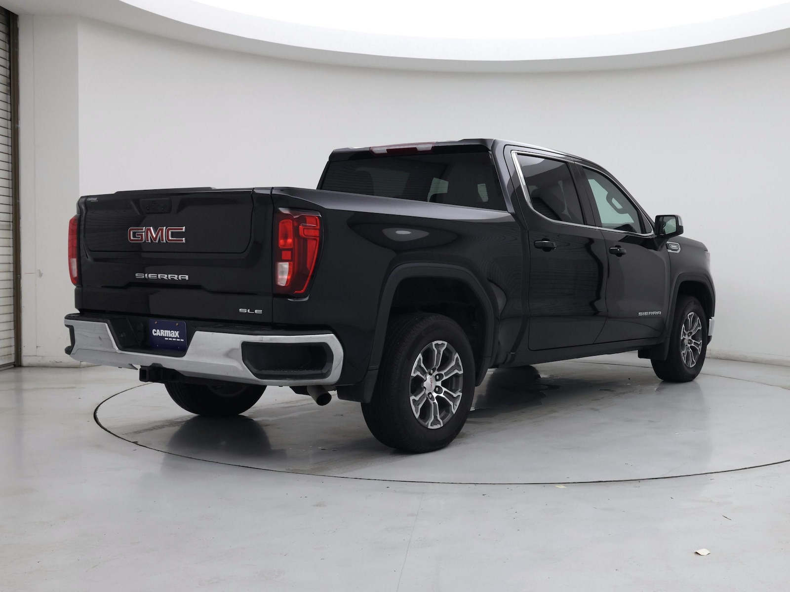 2026 GMC Sierra 1500 SLE - Photo 9