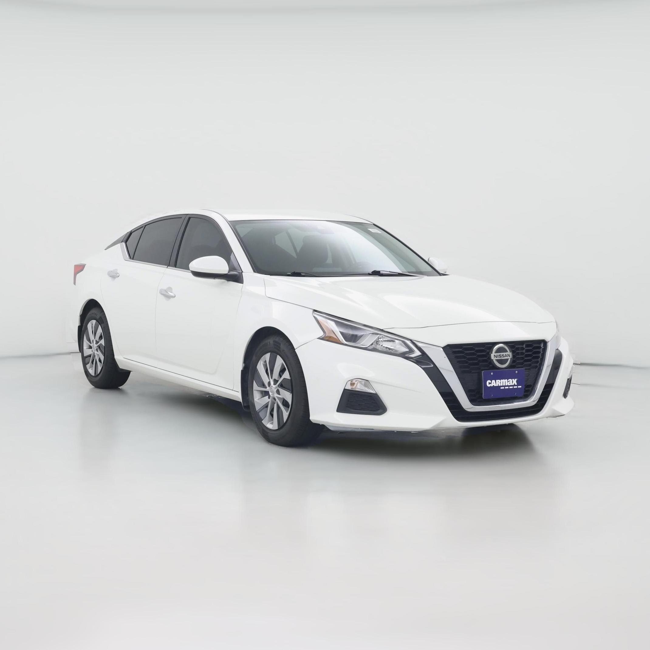 Thumbnail: 2020 Nissan Altima - 1