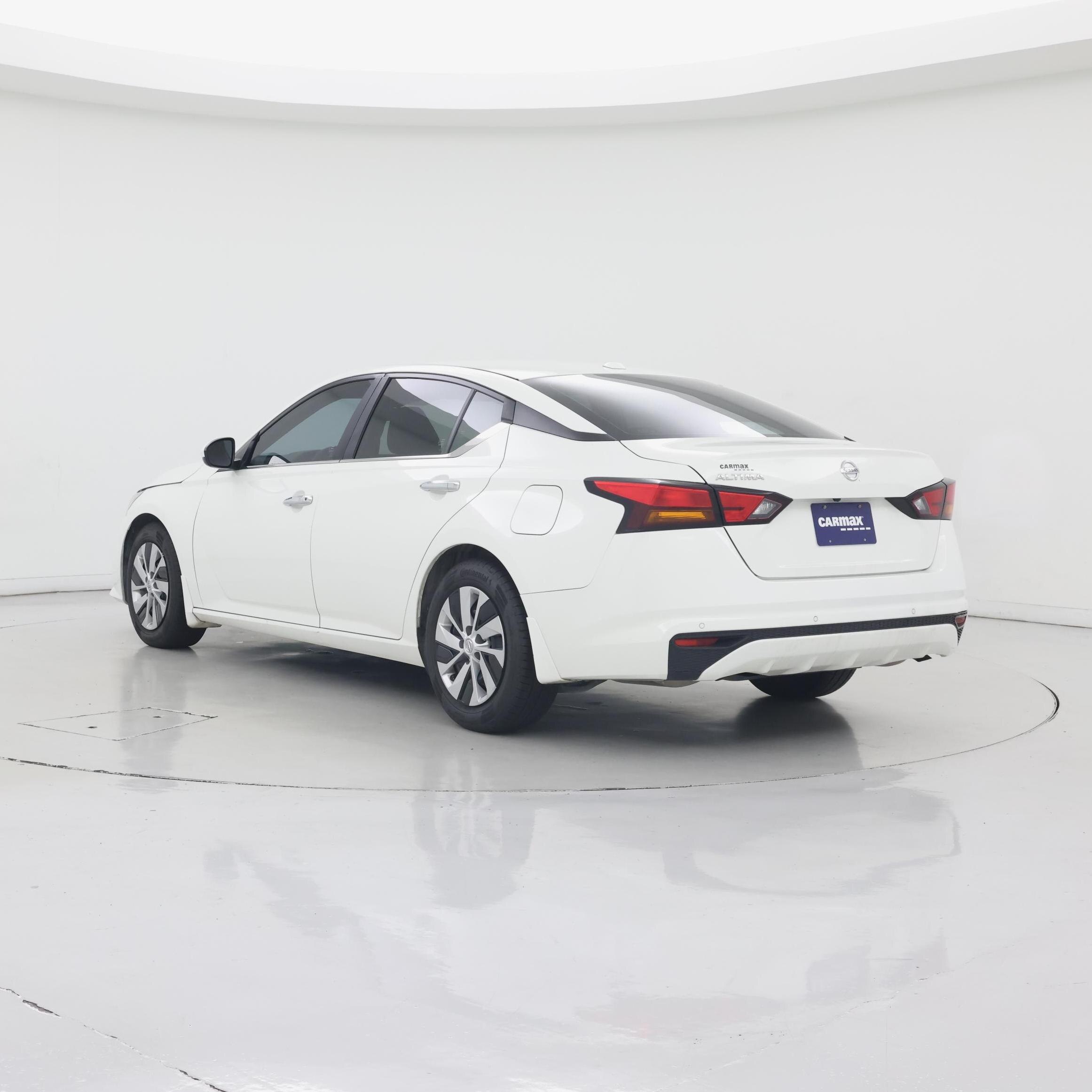 Thumbnail: 2020 Nissan Altima - 2