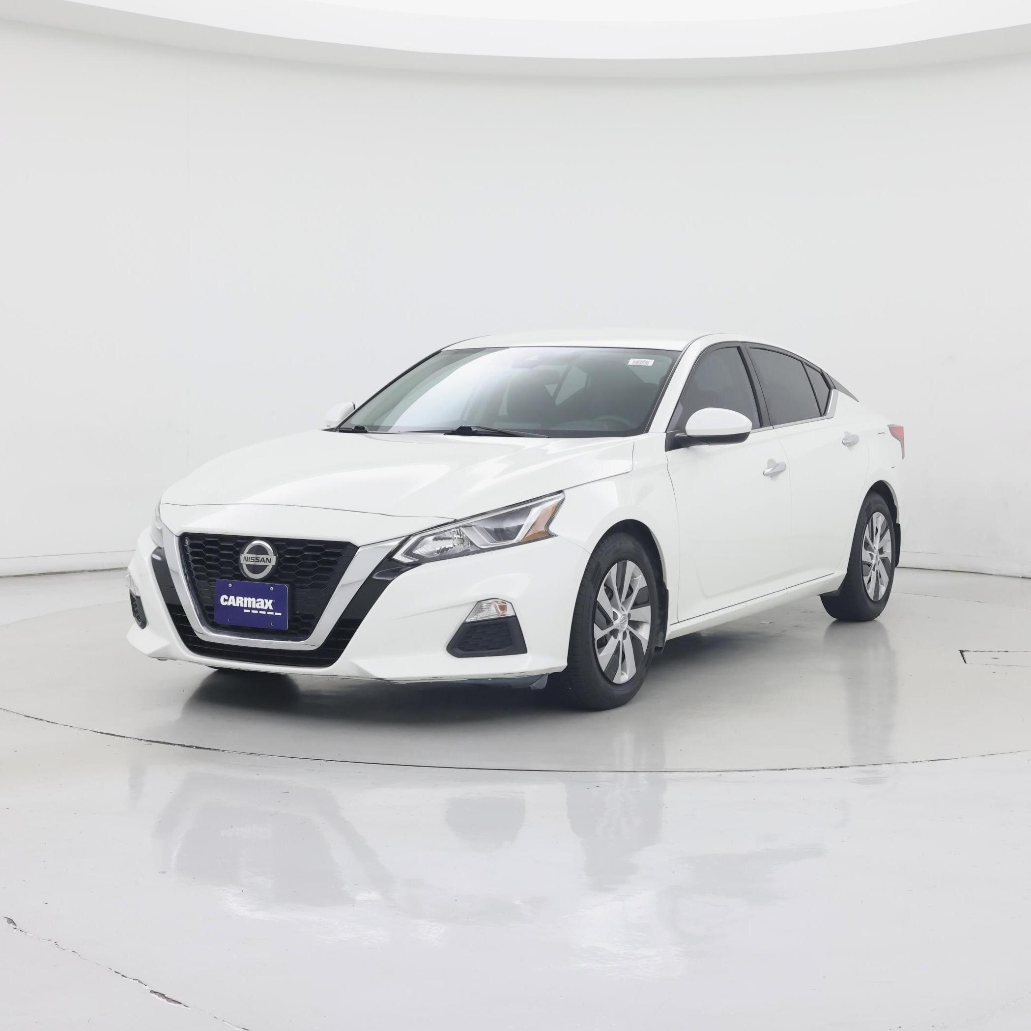 Thumbnail: 2020 Nissan Altima - 4