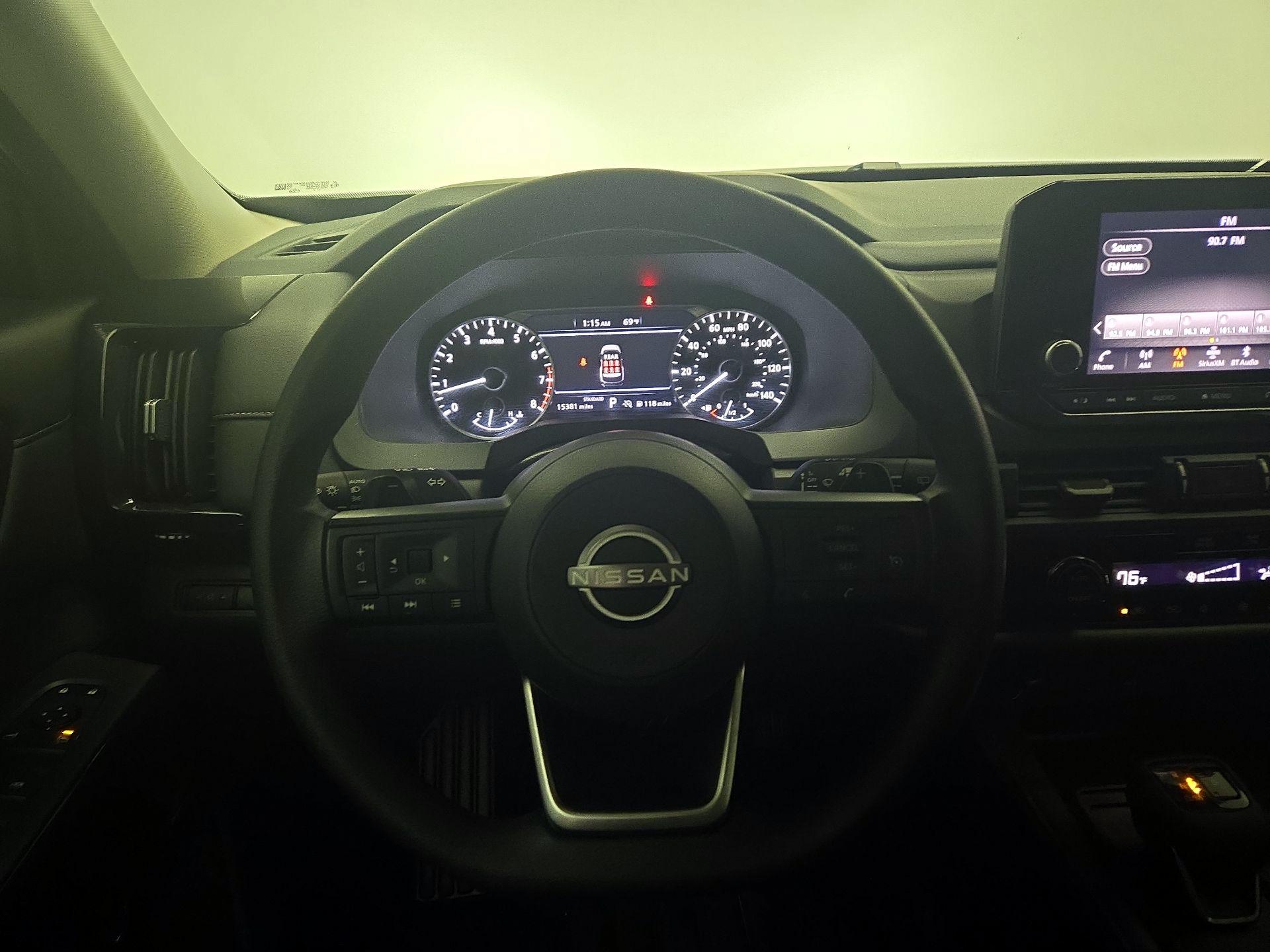 Thumbnail: 2025 Nissan Pathfinder - 10