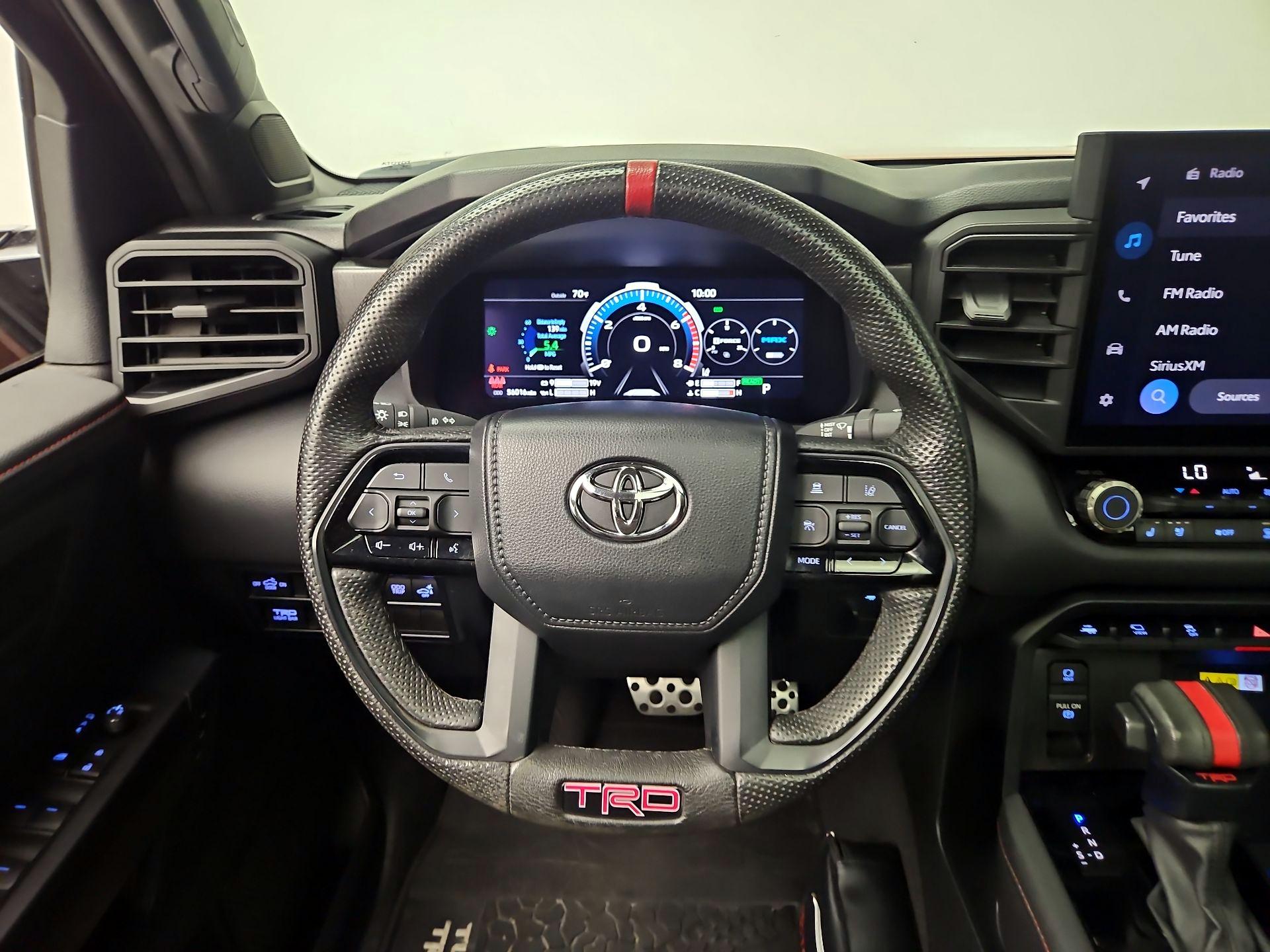 Thumbnail: 2024 Toyota Tundra - 10