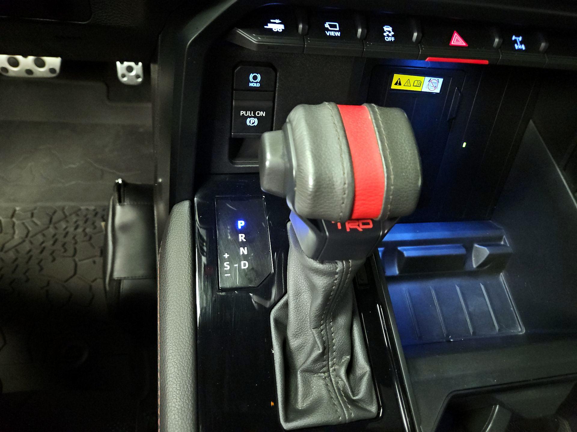 Thumbnail: 2024 Toyota Tundra - 17