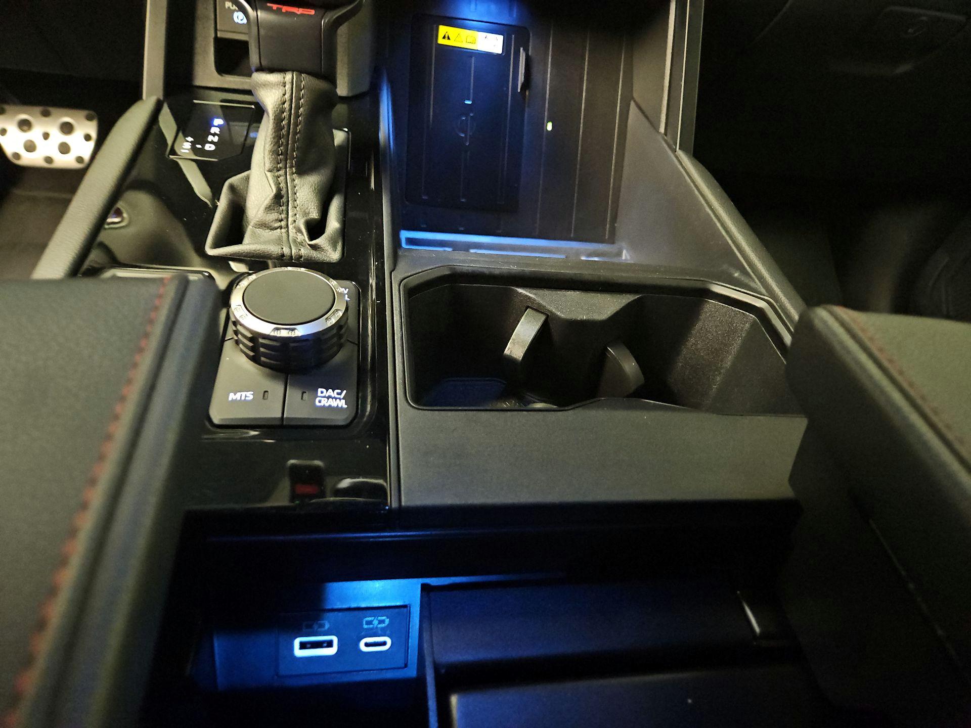 Thumbnail: 2024 Toyota Tundra - 18