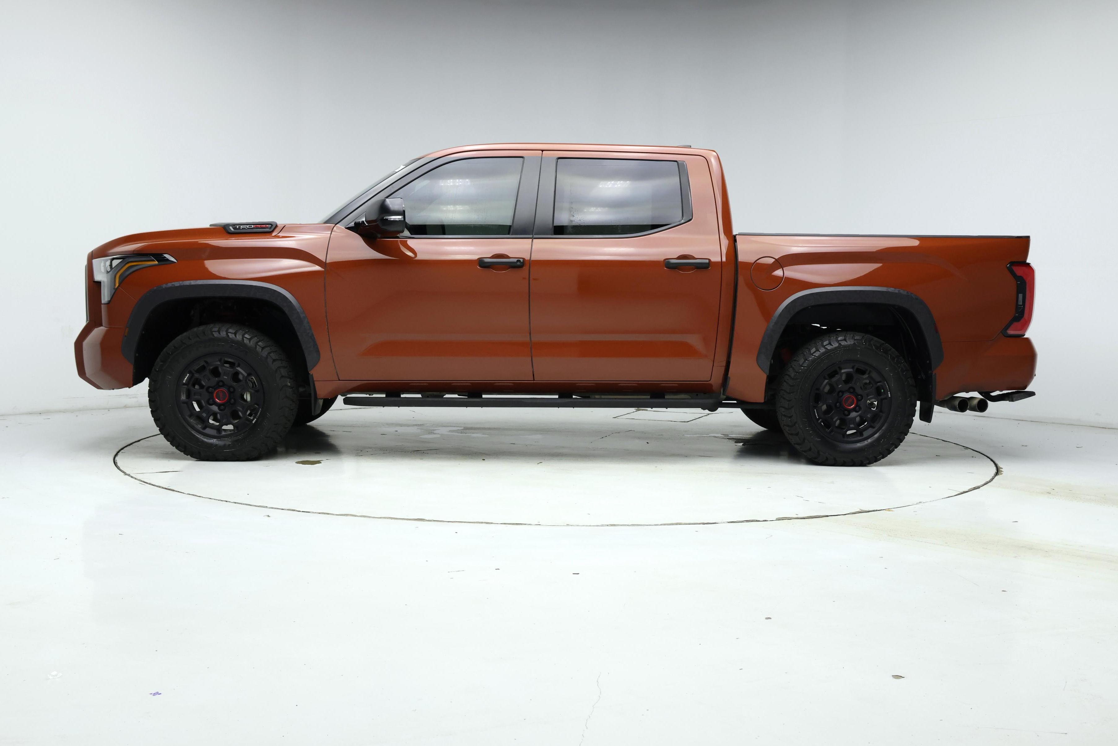 Thumbnail: 2024 Toyota Tundra - 3