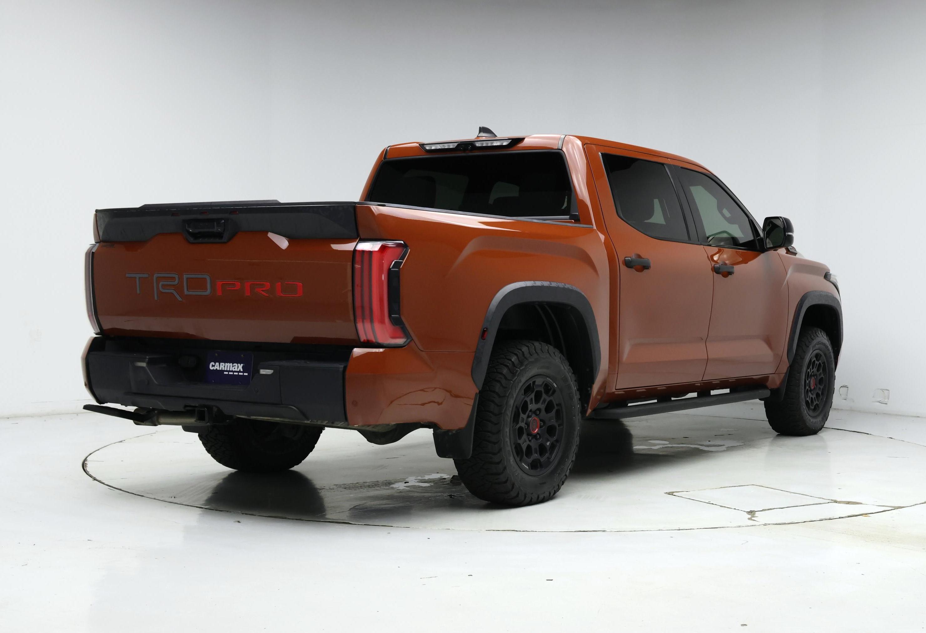 Thumbnail: 2024 Toyota Tundra - 8