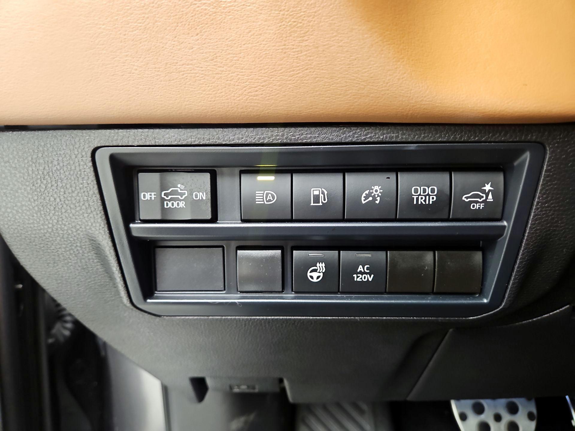 Thumbnail: 2025 Toyota Tundra - 13