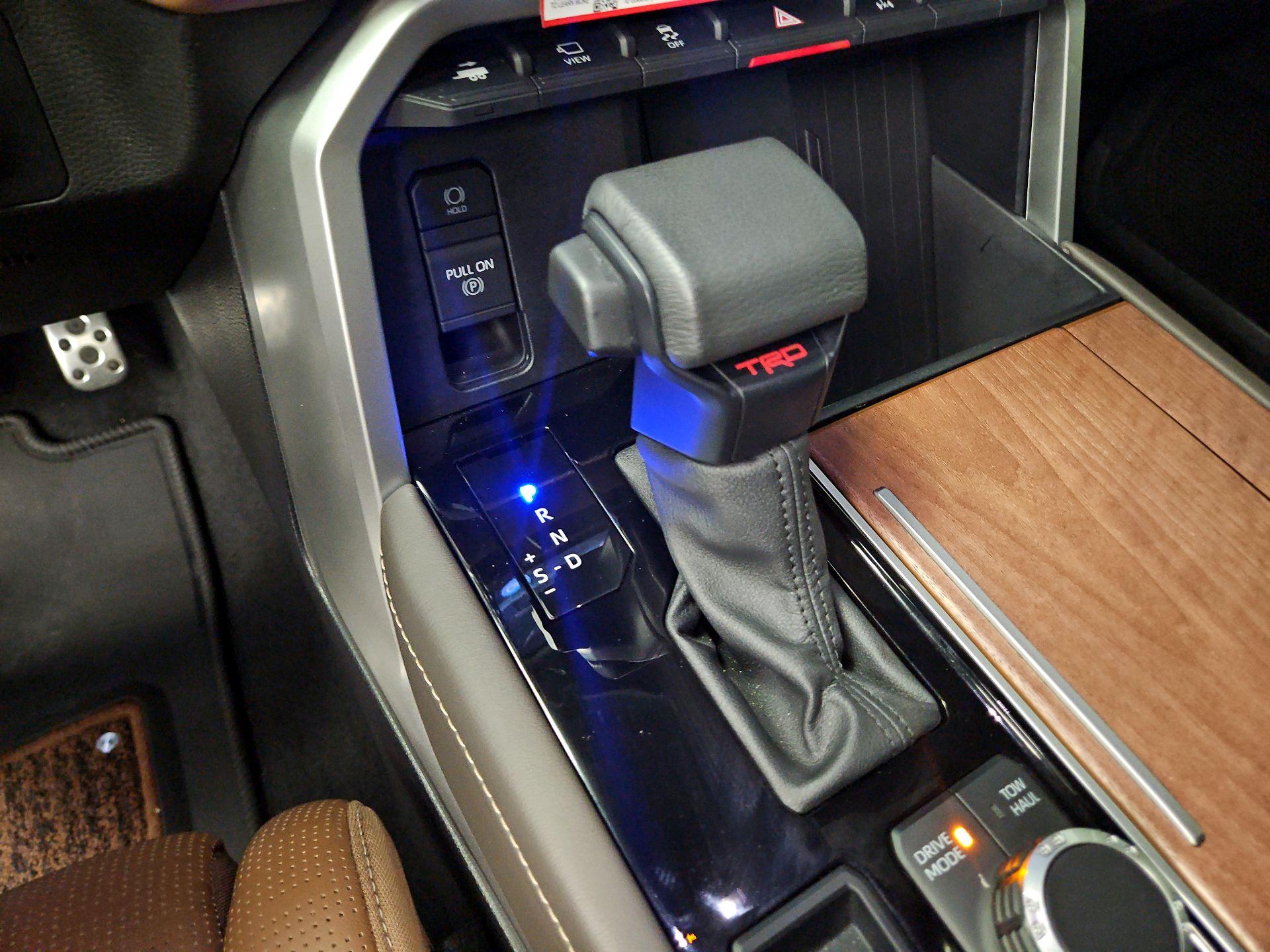 Thumbnail: 2025 Toyota Tundra - 18