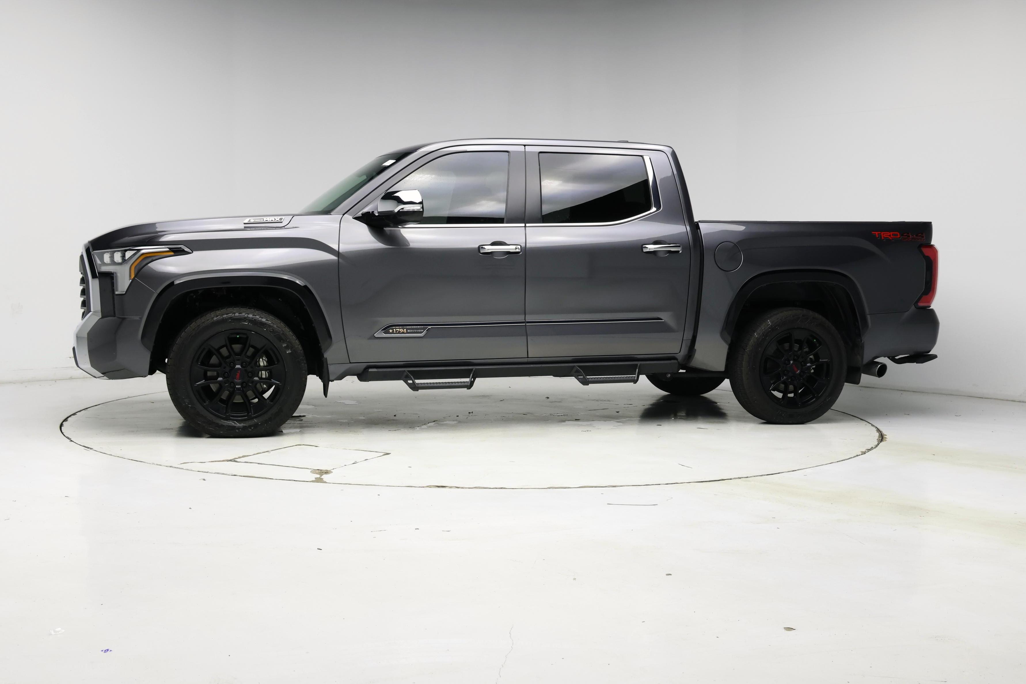 Thumbnail: 2025 Toyota Tundra - 3