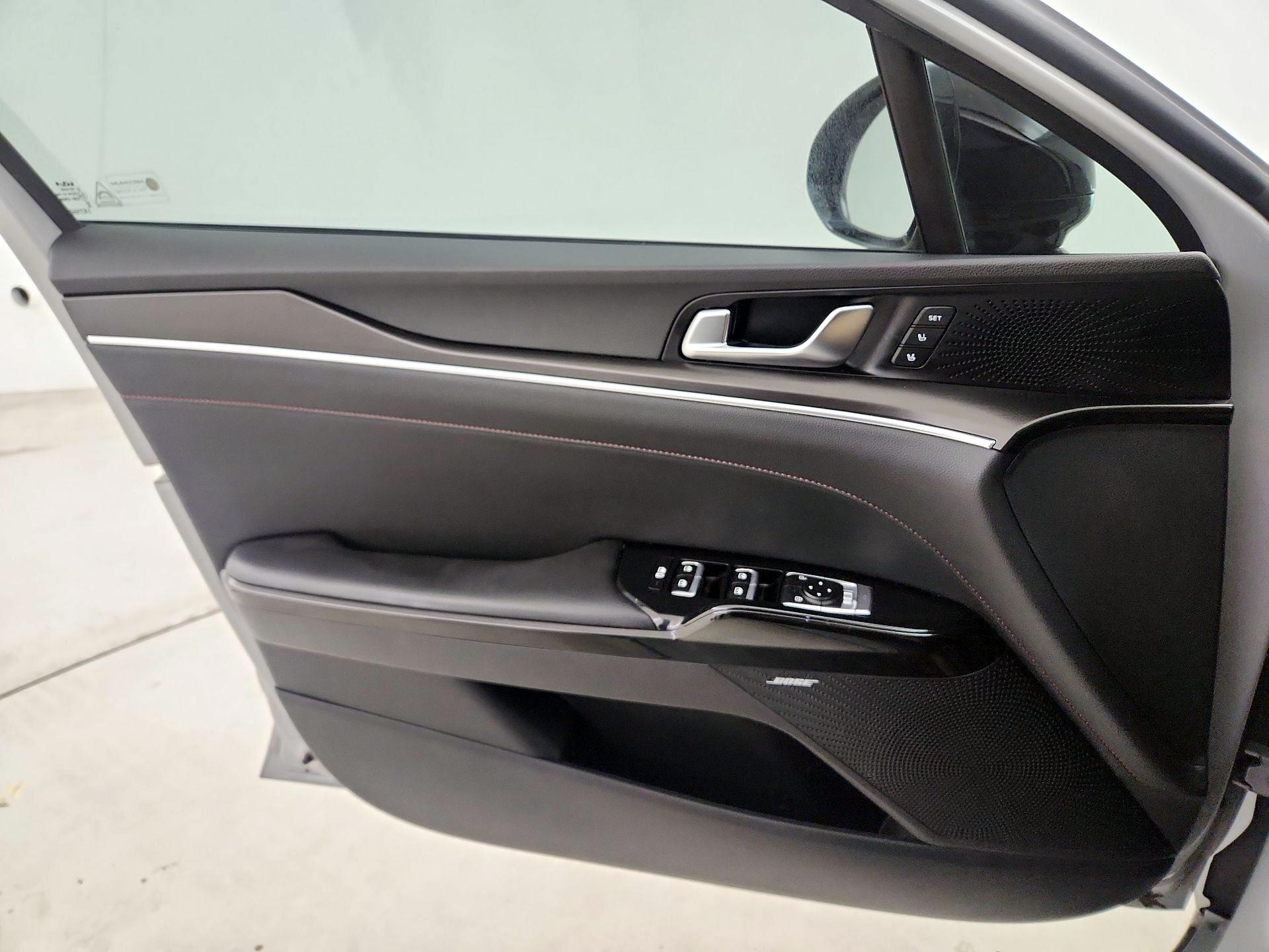 Thumbnail: 2023 Kia K5 - 12