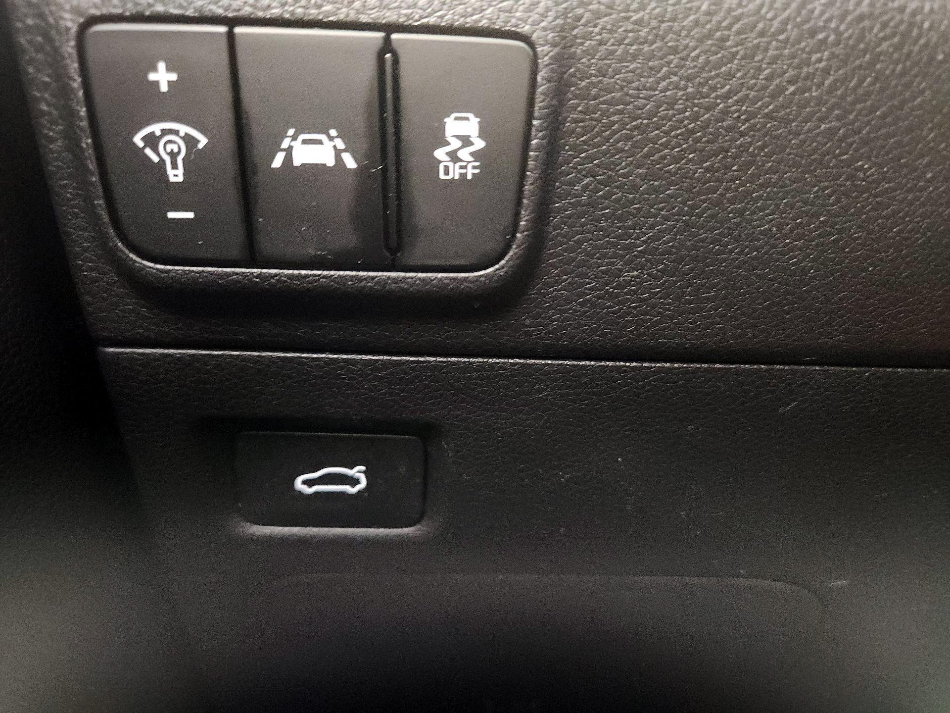 Thumbnail: 2023 Kia K5 - 13