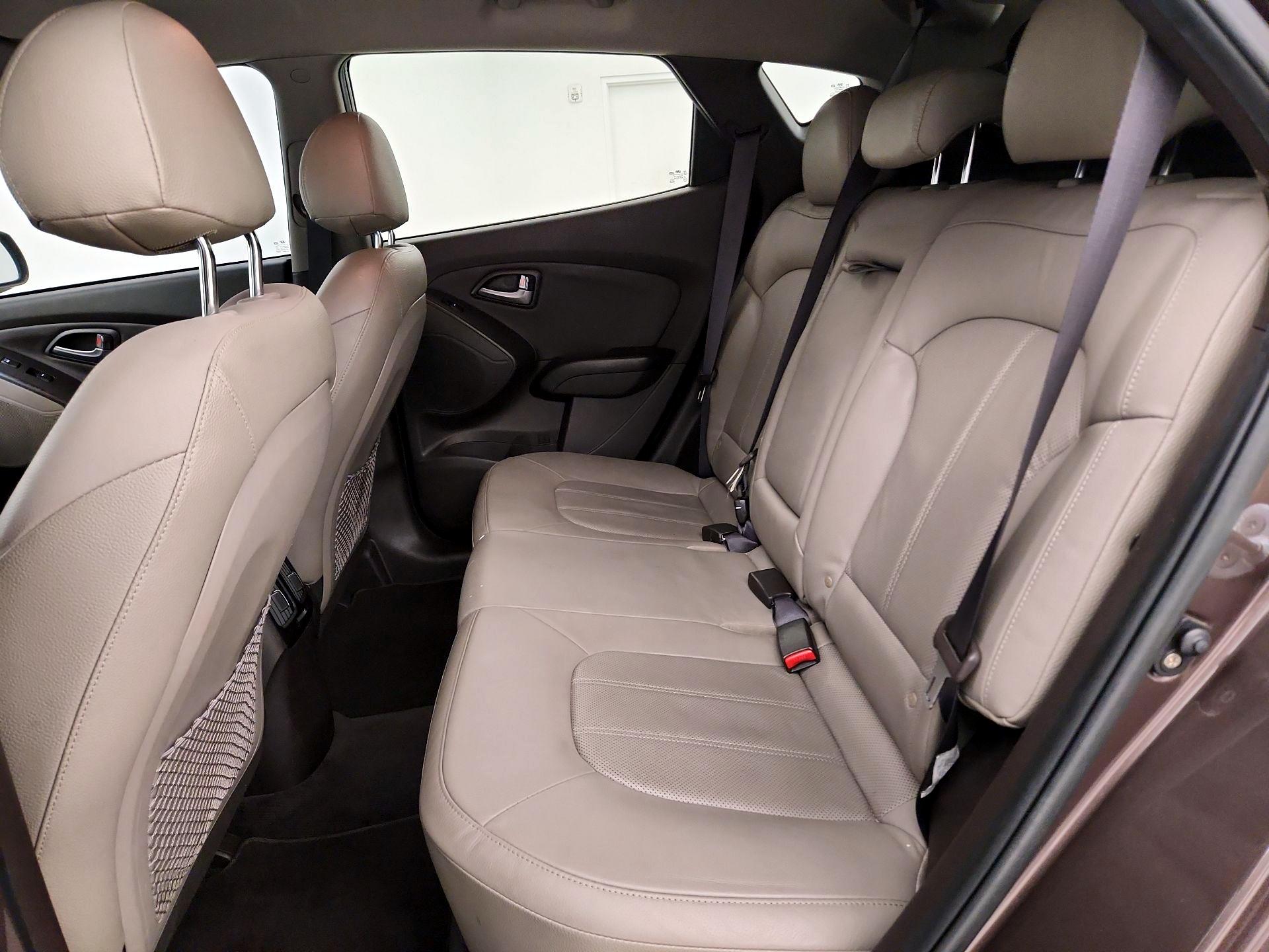 Thumbnail: 2015 Hyundai Tucson - 19