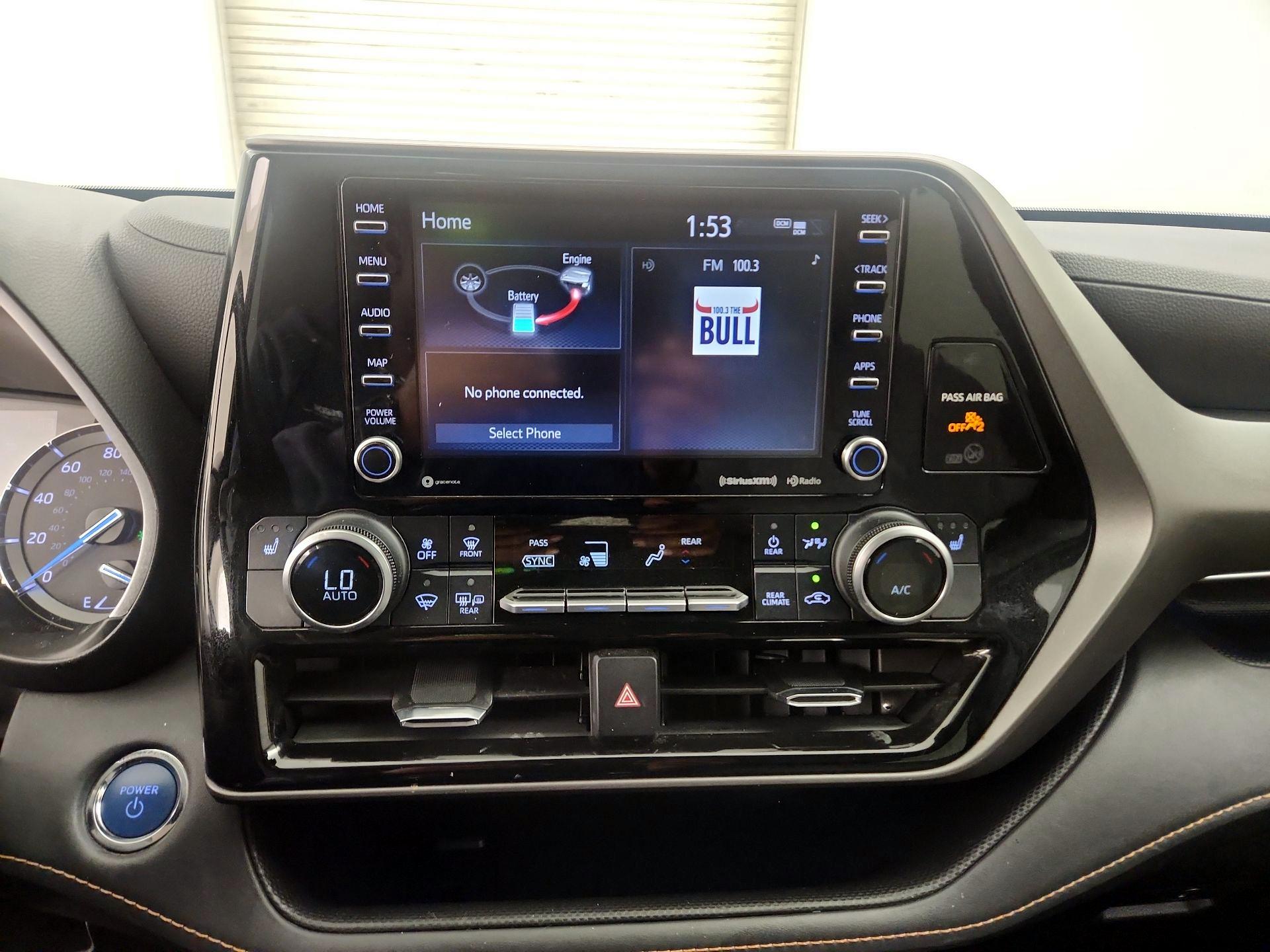 Thumbnail: 2022 Toyota Highlander - 14