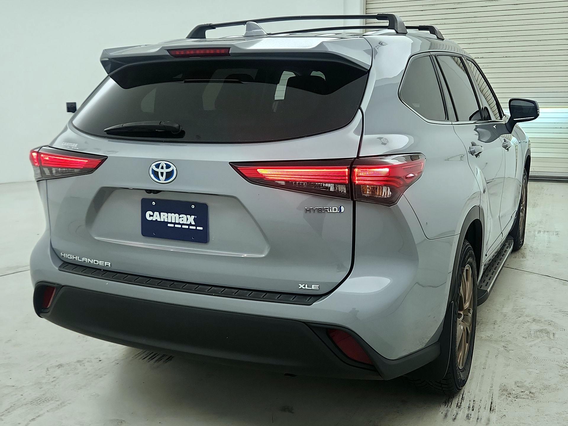 Thumbnail: 2022 Toyota Highlander - 5