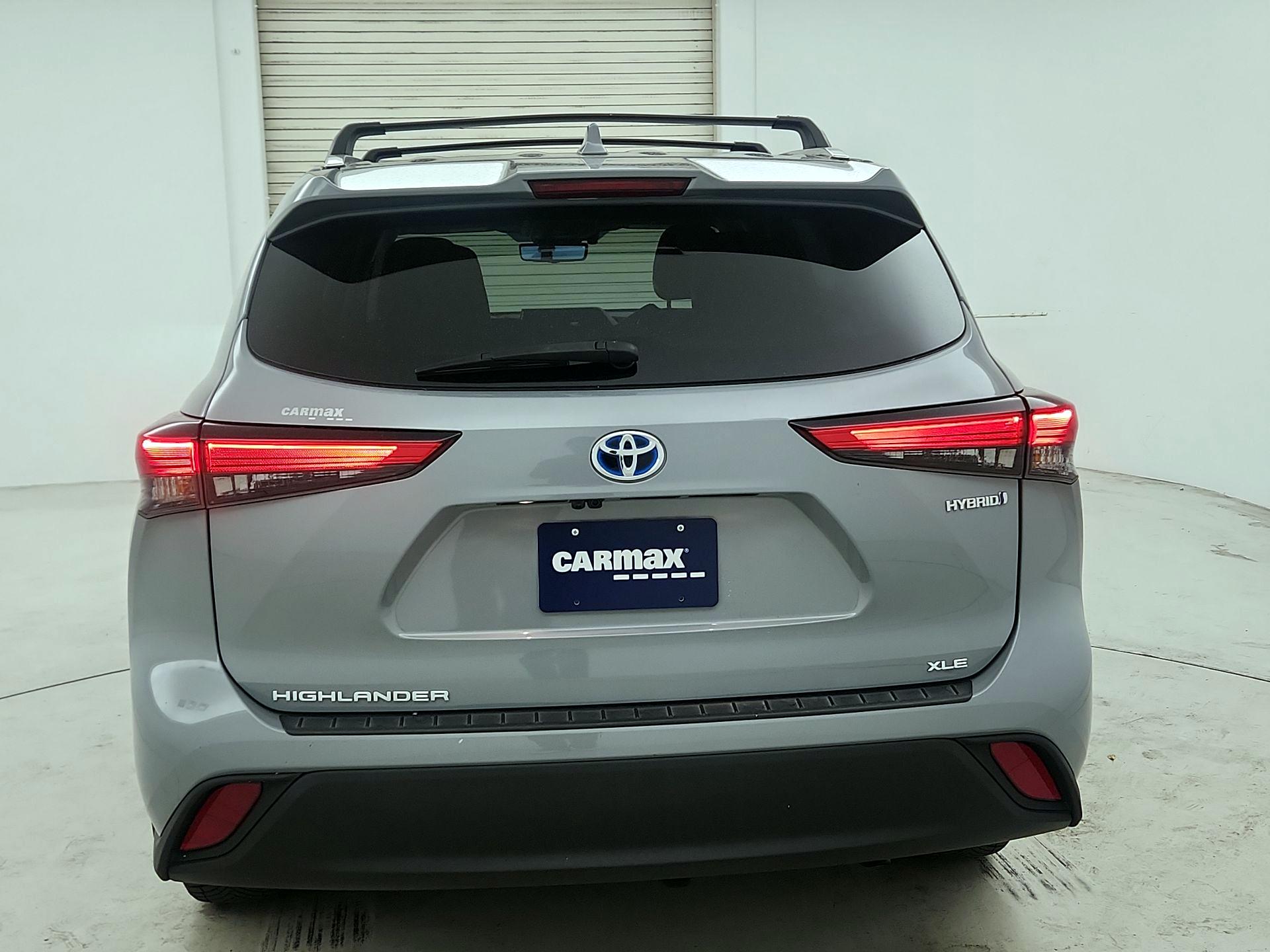 Thumbnail: 2022 Toyota Highlander - 6