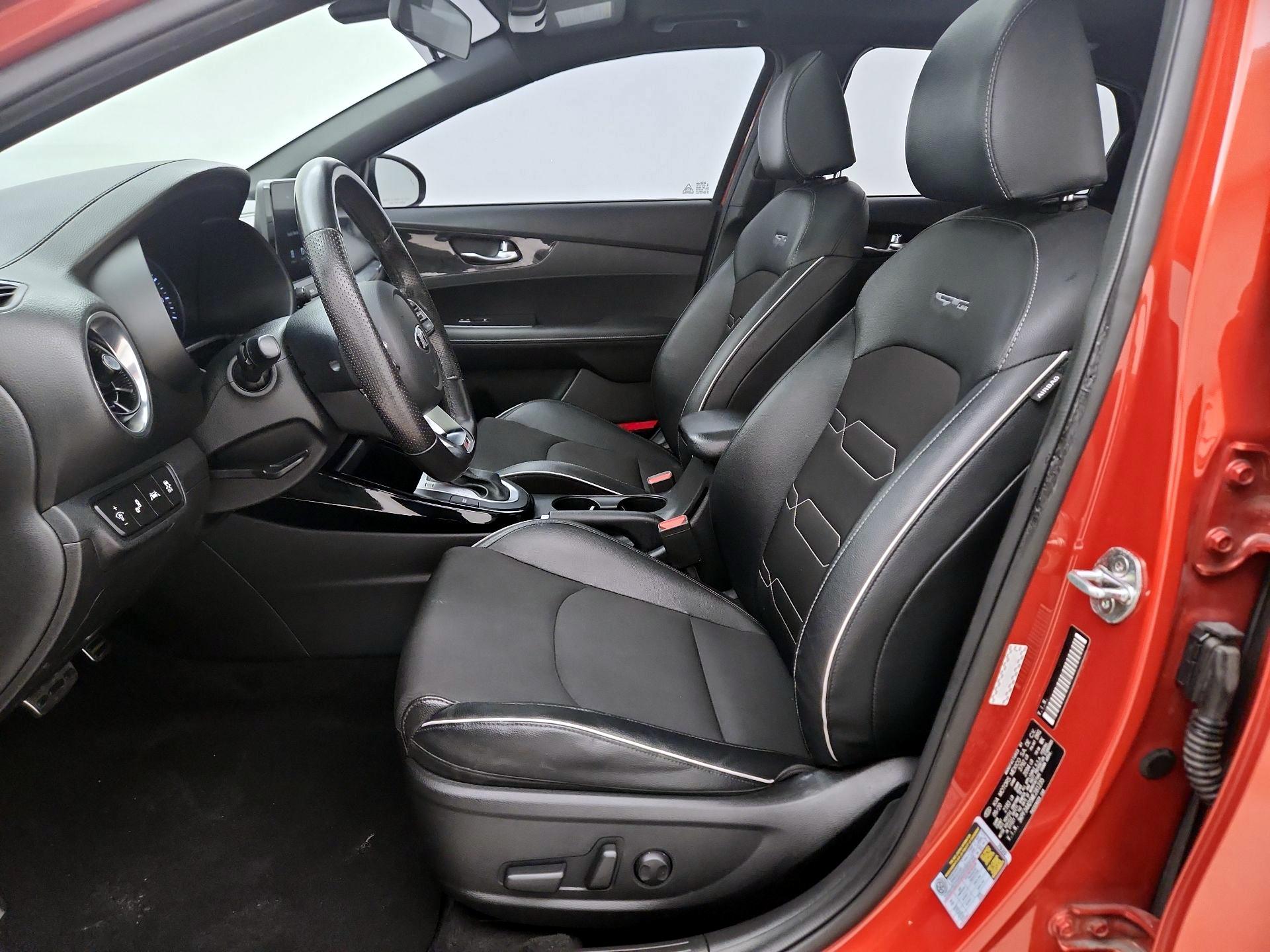 Thumbnail: 2021 Kia Forte - 11