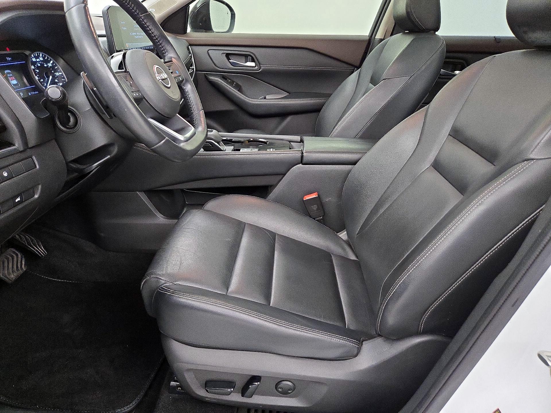 Thumbnail: 2023 Nissan Rogue - 11