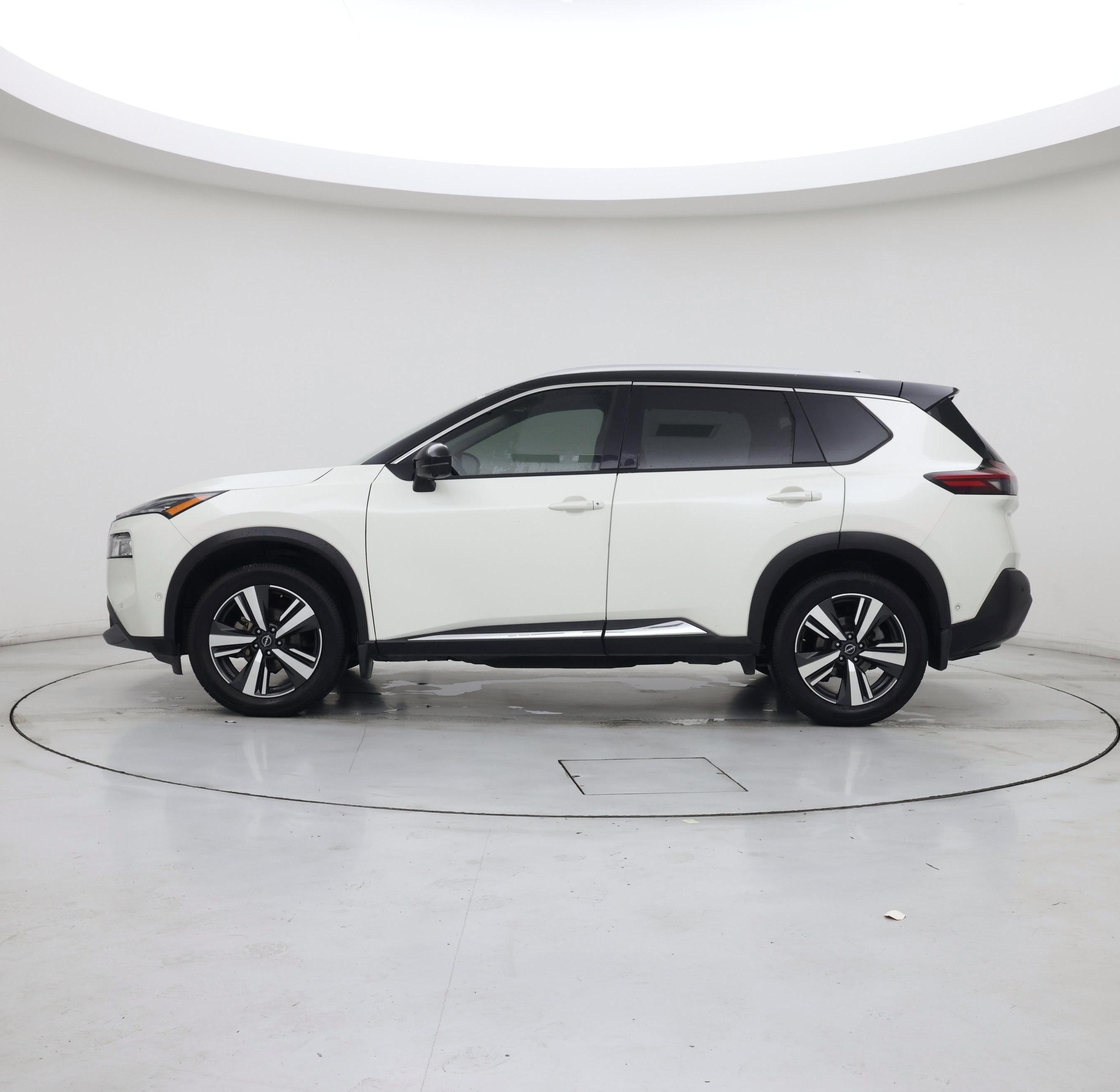 Thumbnail: 2023 Nissan Rogue - 3