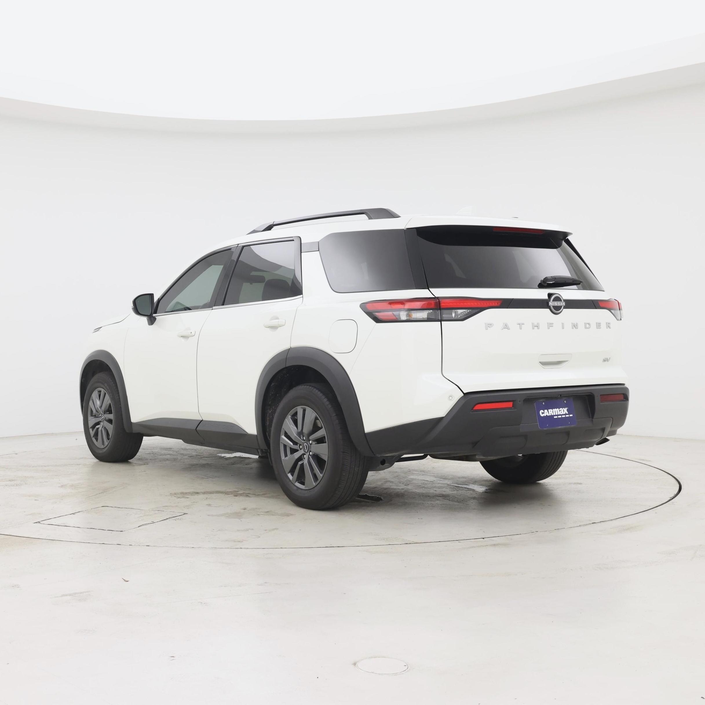 Thumbnail: 2024 Nissan Pathfinder - 2