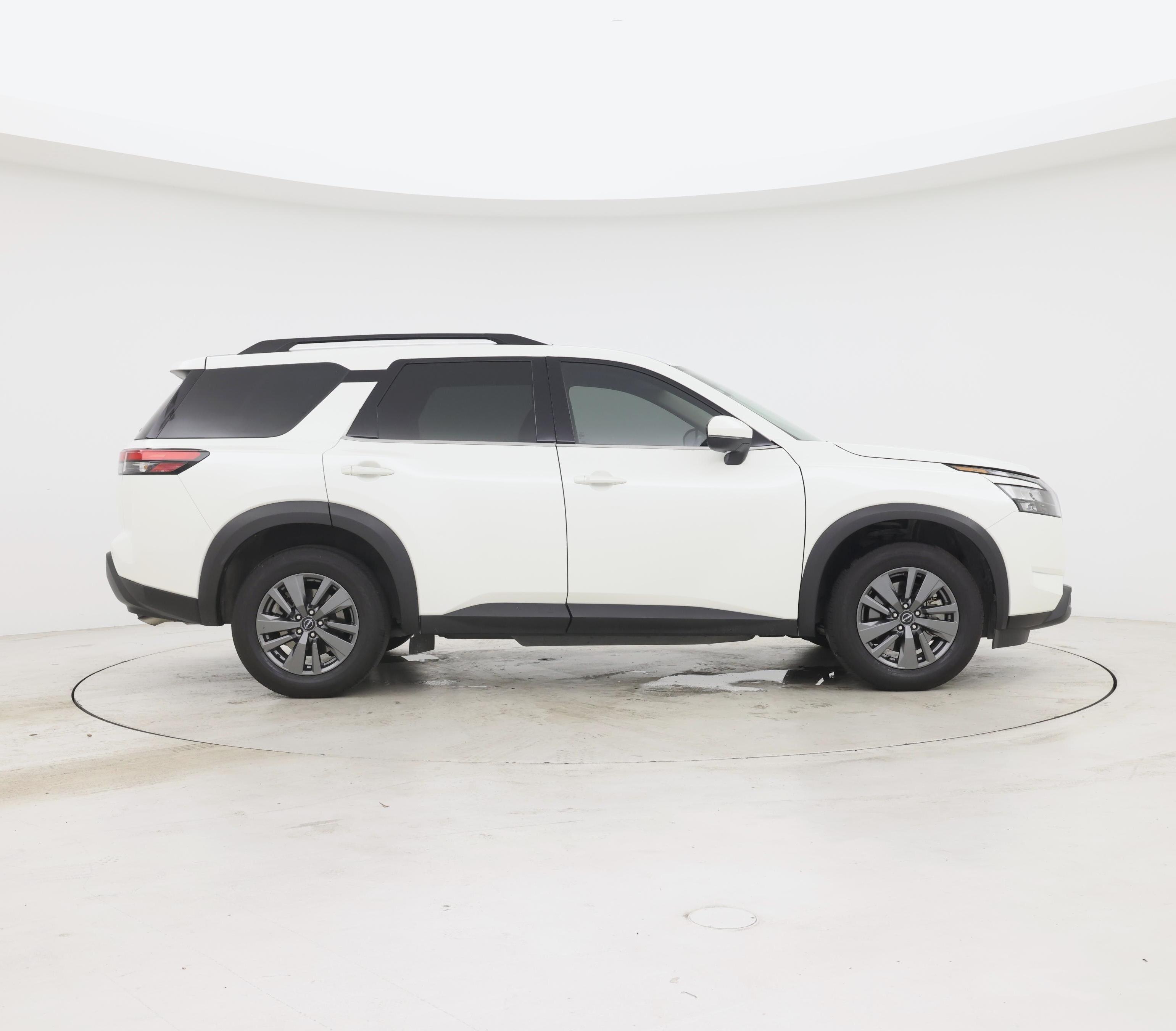 Thumbnail: 2024 Nissan Pathfinder - 7