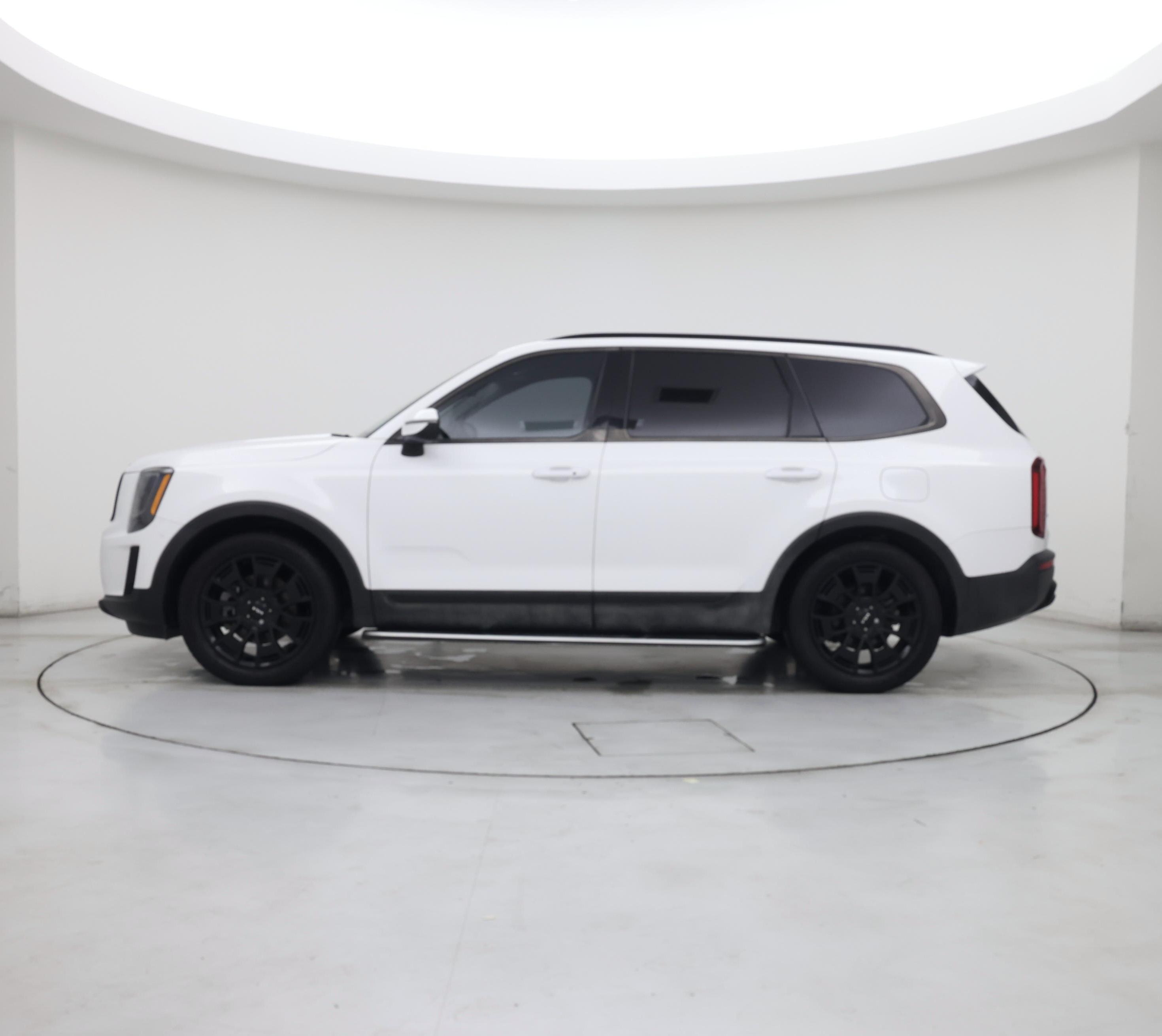 Thumbnail: 2022 Kia Telluride - 3