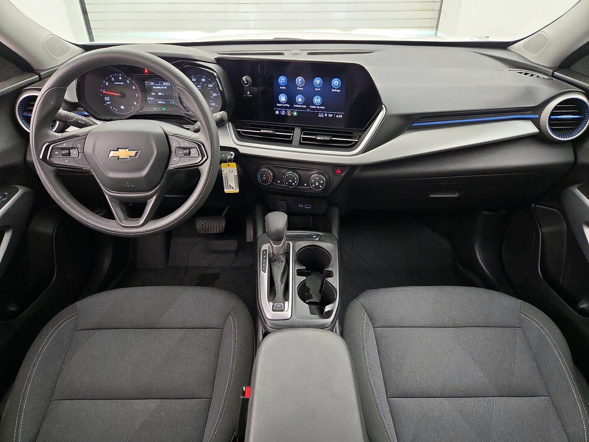 Thumbnail: 2025 Chevrolet Trax - 9