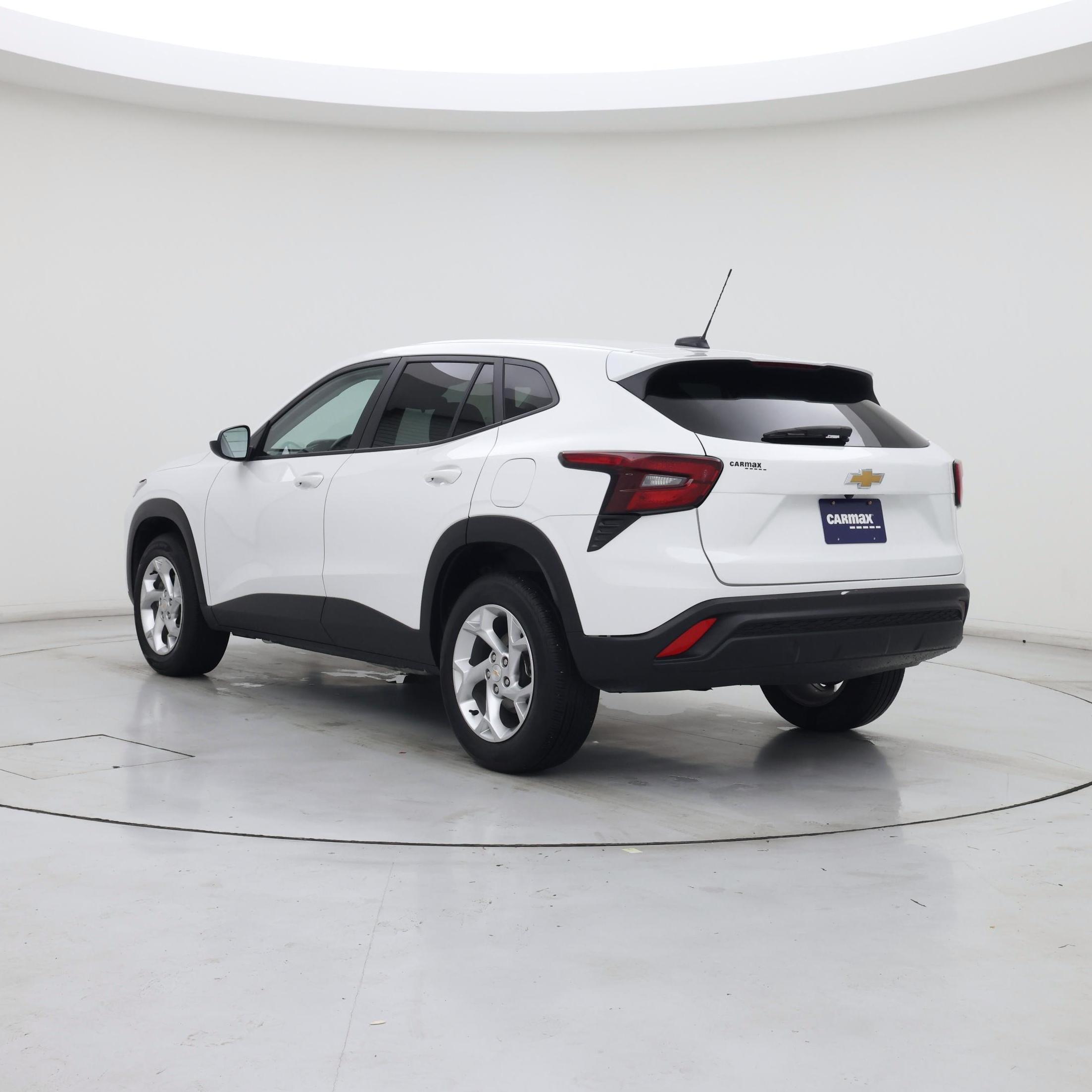 Thumbnail: 2025 Chevrolet Trax - 2
