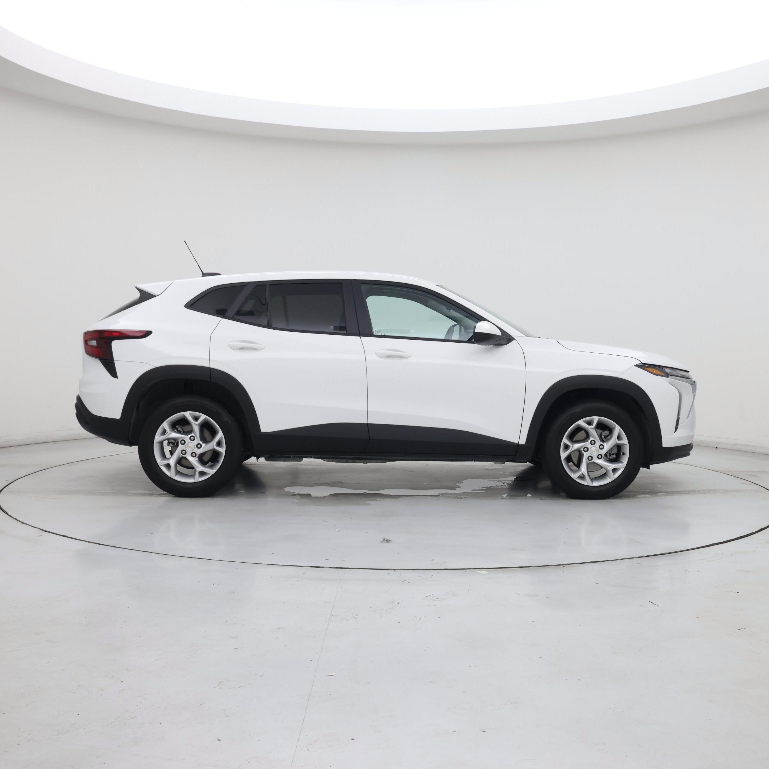 Thumbnail: 2025 Chevrolet Trax - 7