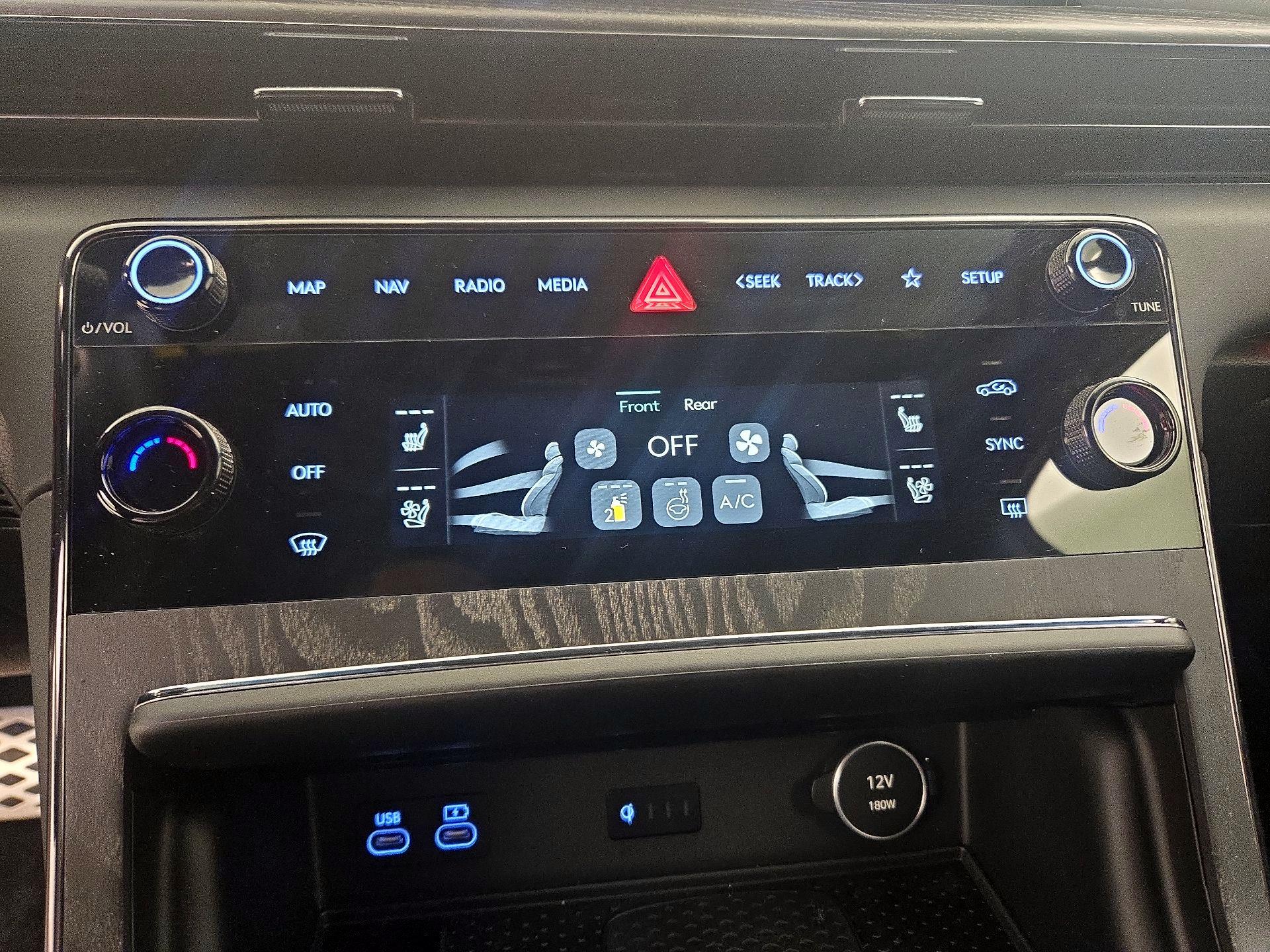 Thumbnail: 2026 Genesis GV80 - 17