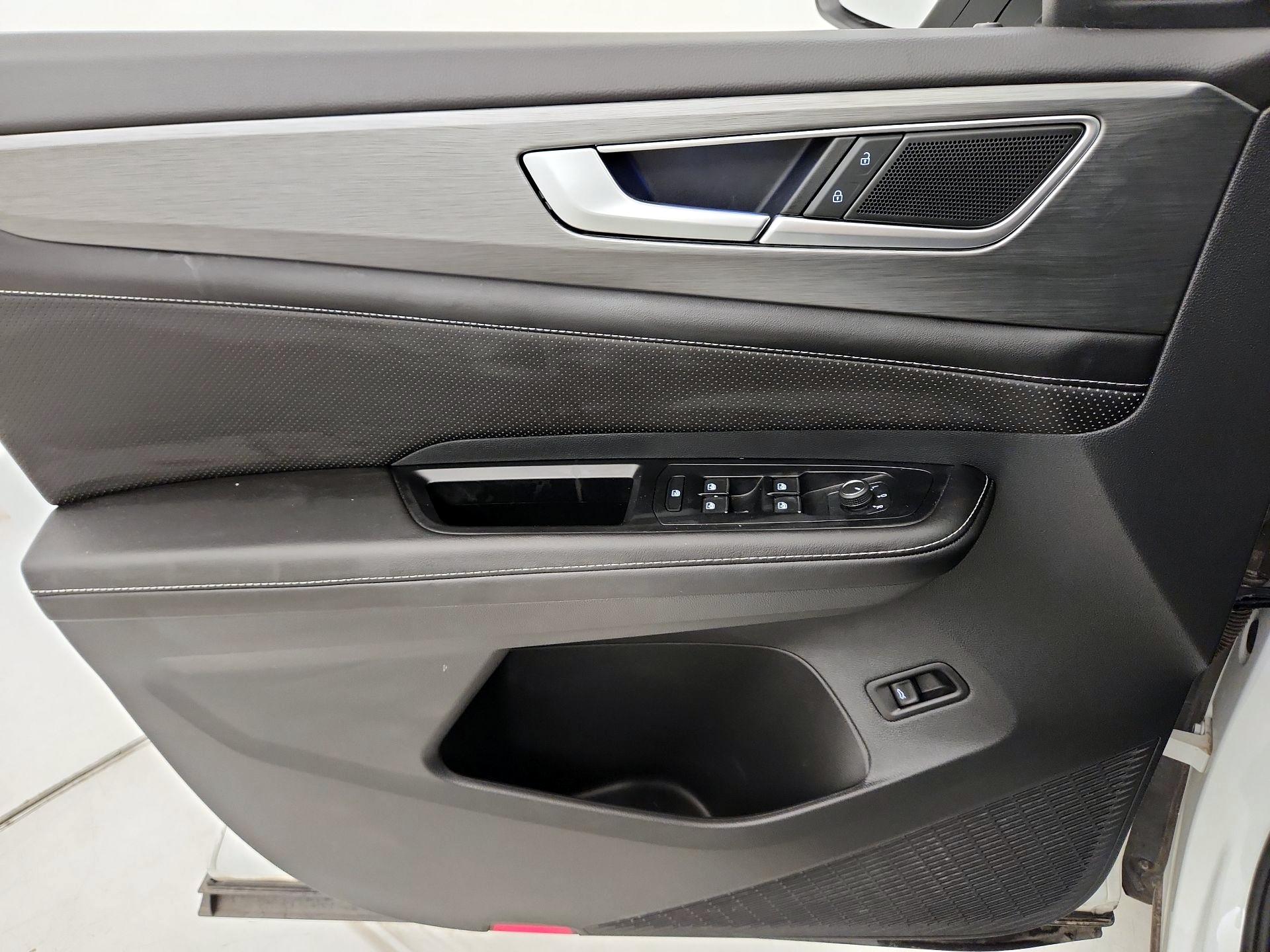 Thumbnail: 2024 Volkswagen Atlas - 12