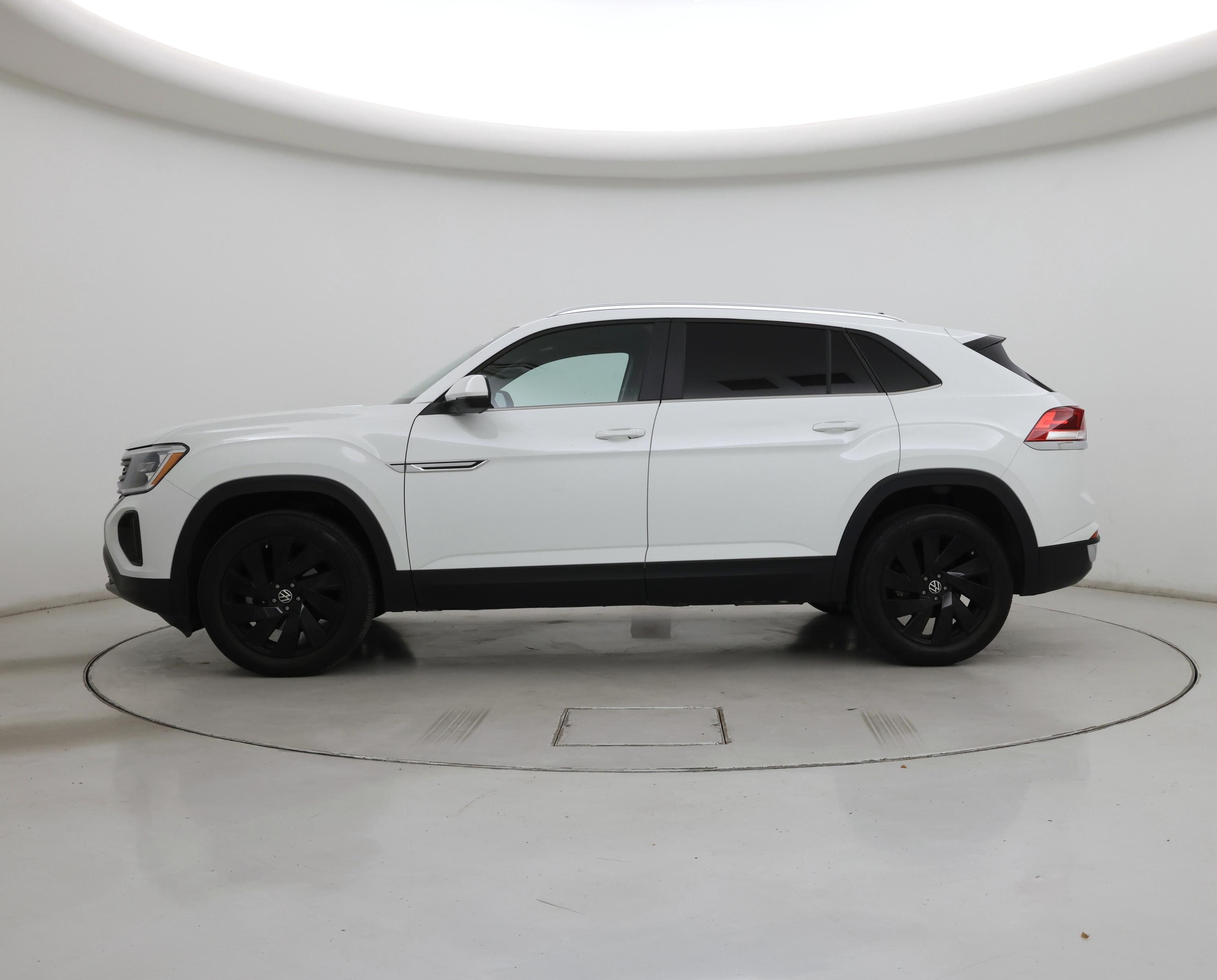 Thumbnail: 2024 Volkswagen Atlas - 3