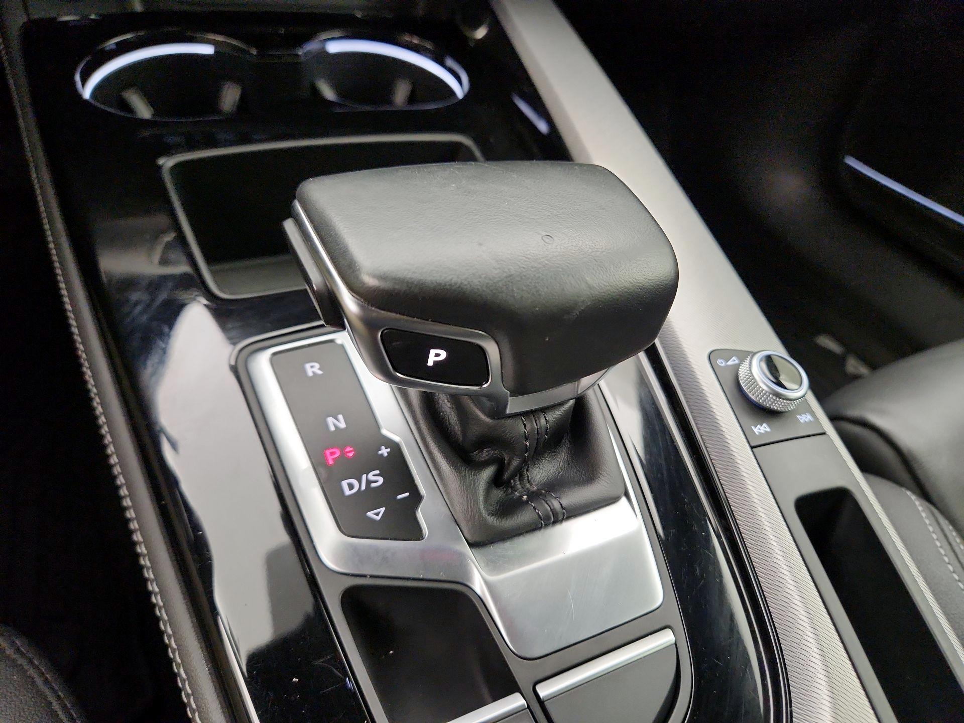 Thumbnail: 2023 Audi A4 - 18